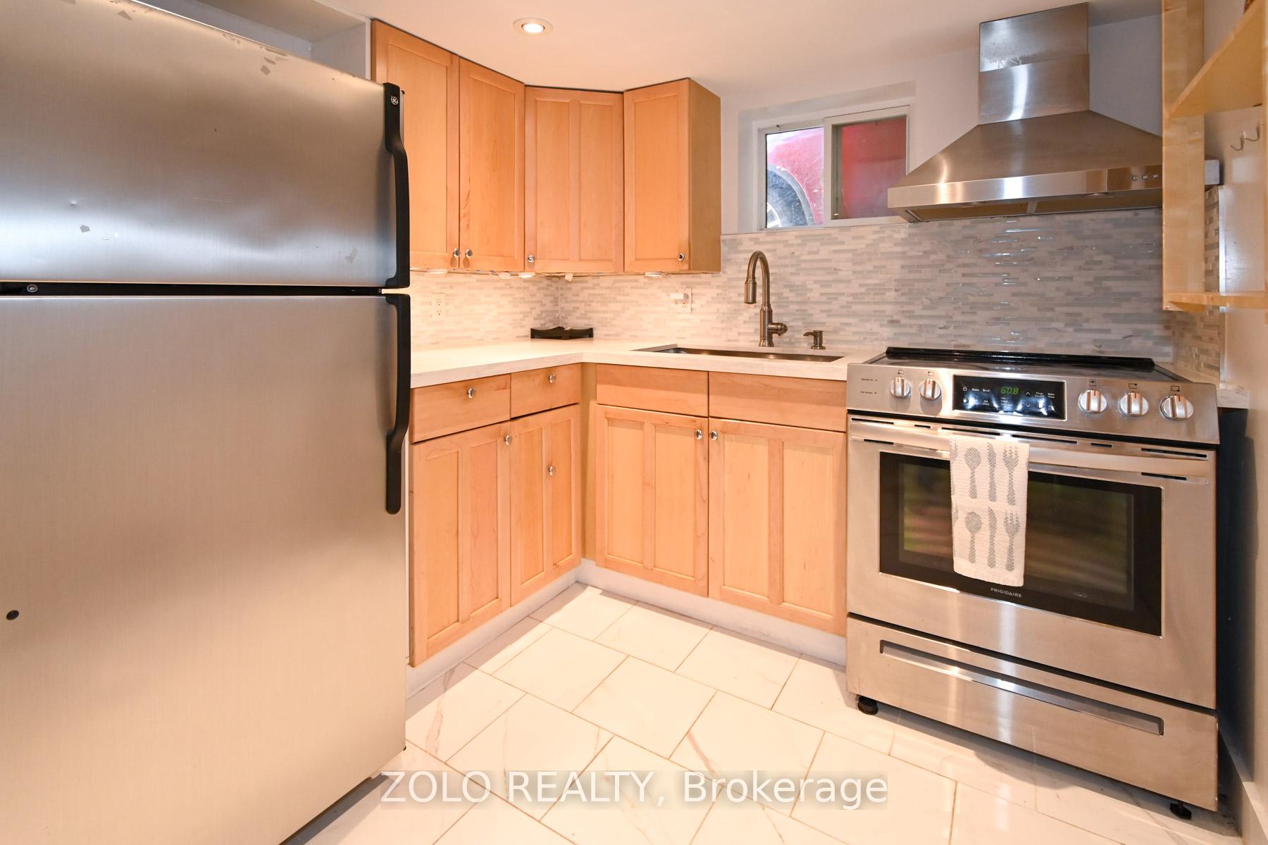 Photo 18 of 17 Glenfield Crescent, Toronto, O'Connor-Parkview — HOMEH