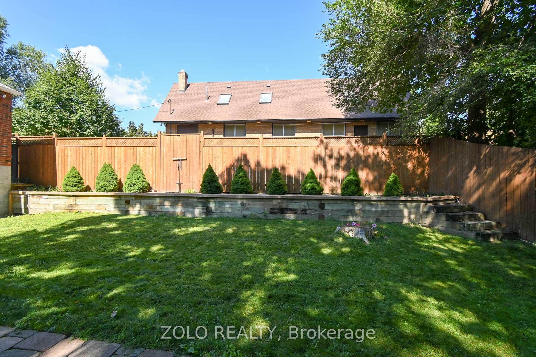 Photo 22 of 17 Glenfield Crescent, Toronto, O'Connor-Parkview — HOMEH