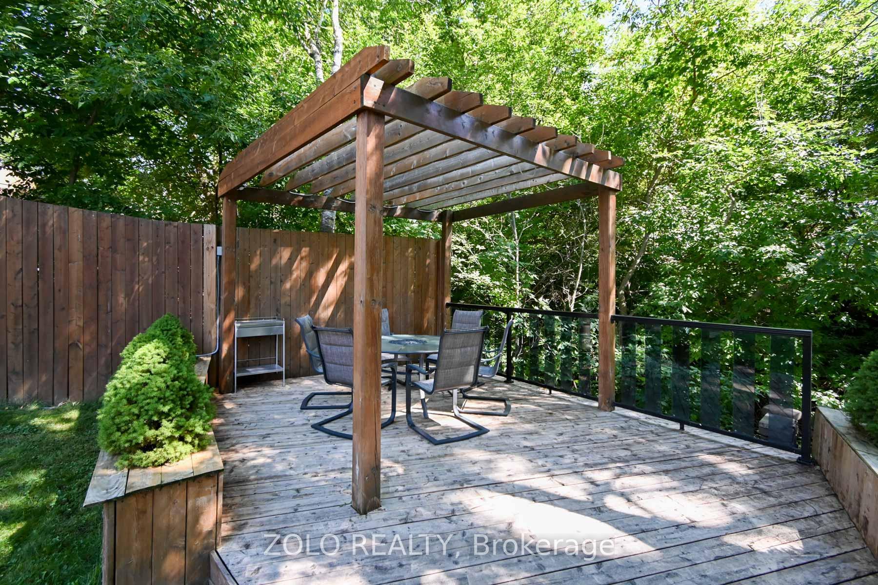 Photo 28 of 17 Glenfield Crescent, Toronto, O'Connor-Parkview — HOMEH