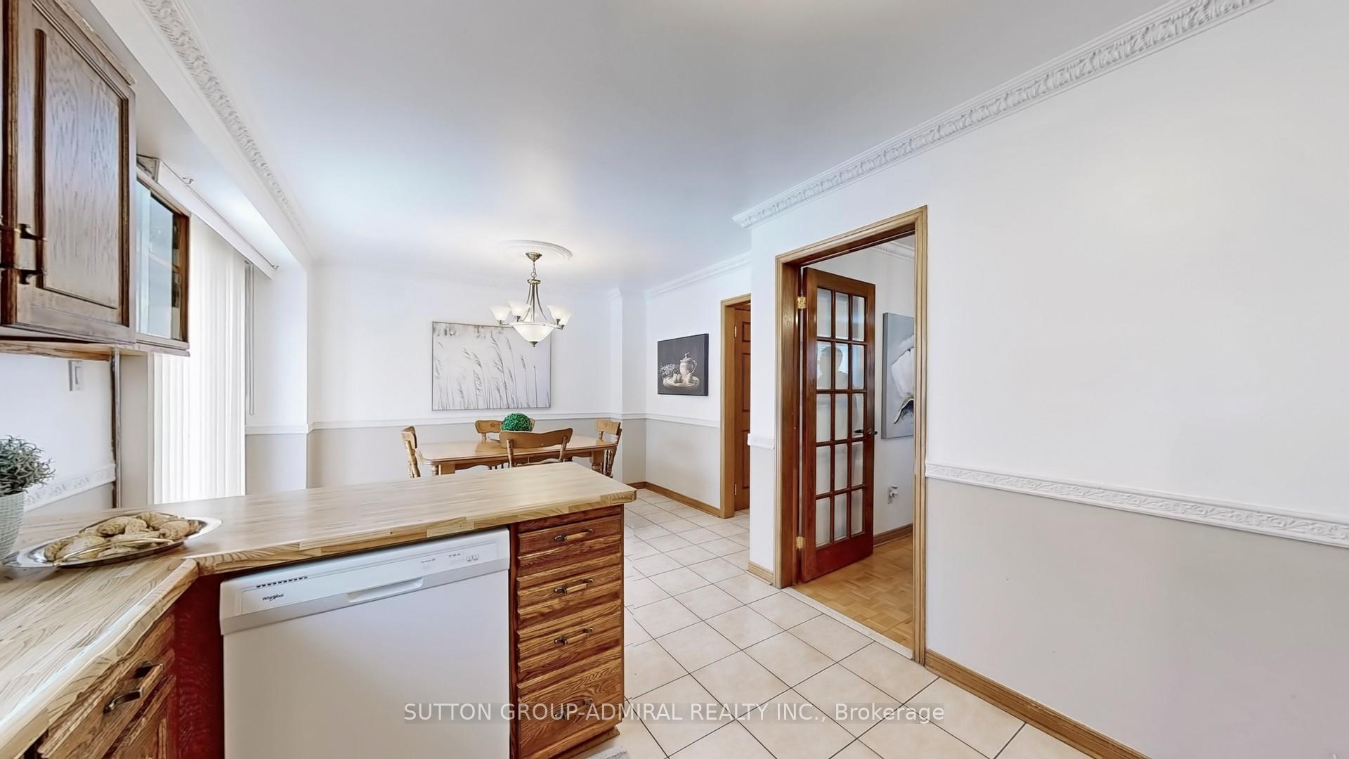 Photo 14 of 190 Nestor Crescent, Vaughan, East Woodbridge — HOMEH