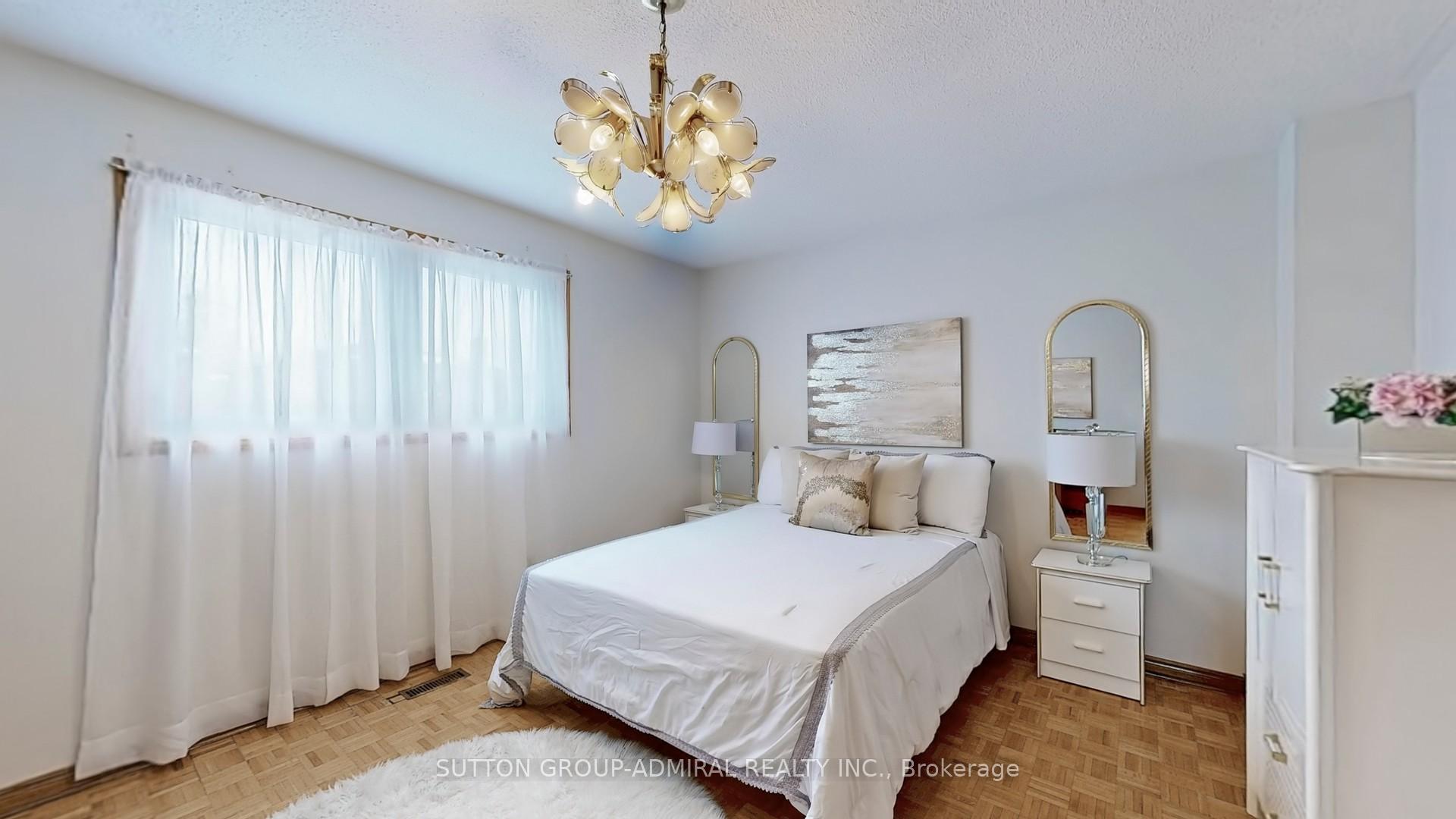 Photo 32 of 190 Nestor Crescent, Vaughan, East Woodbridge — HOMEH