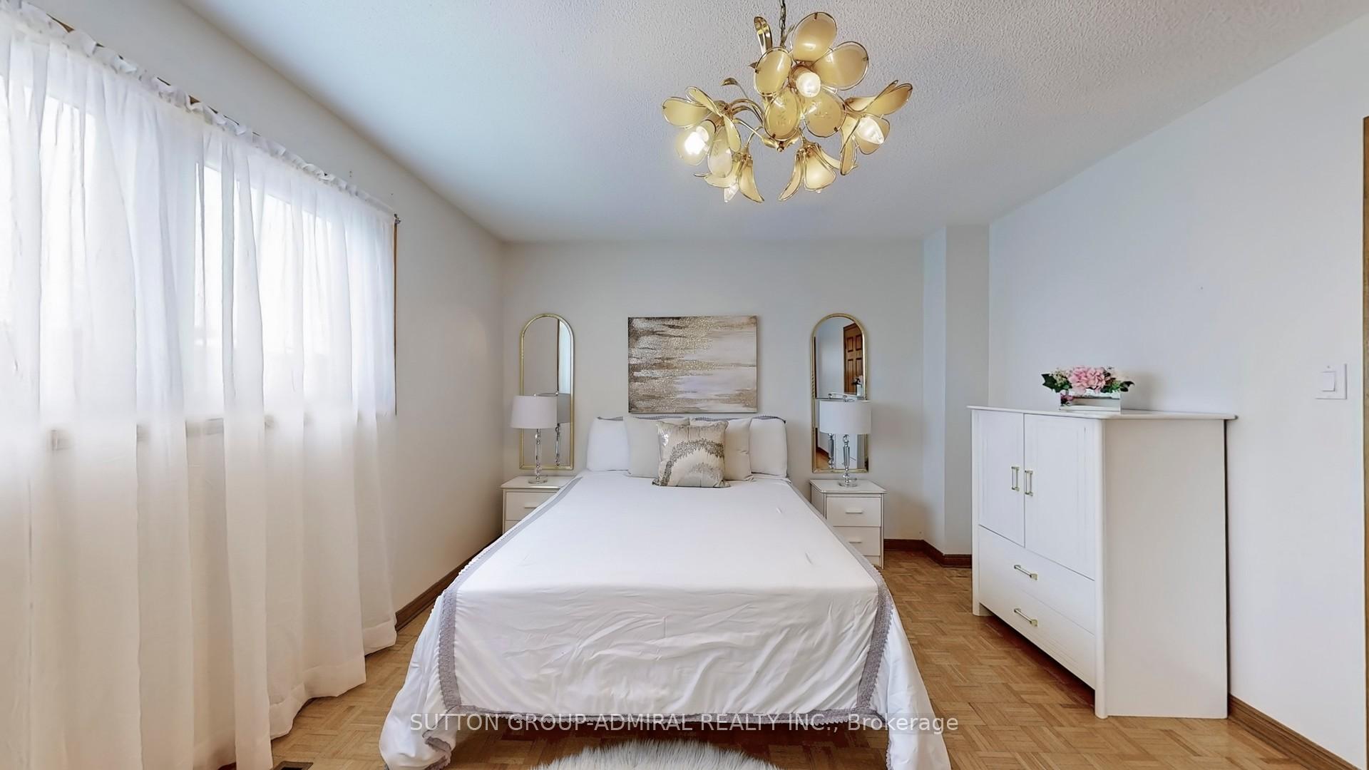 Photo 25 of 190 Nestor Crescent, Vaughan, East Woodbridge — HOMEH