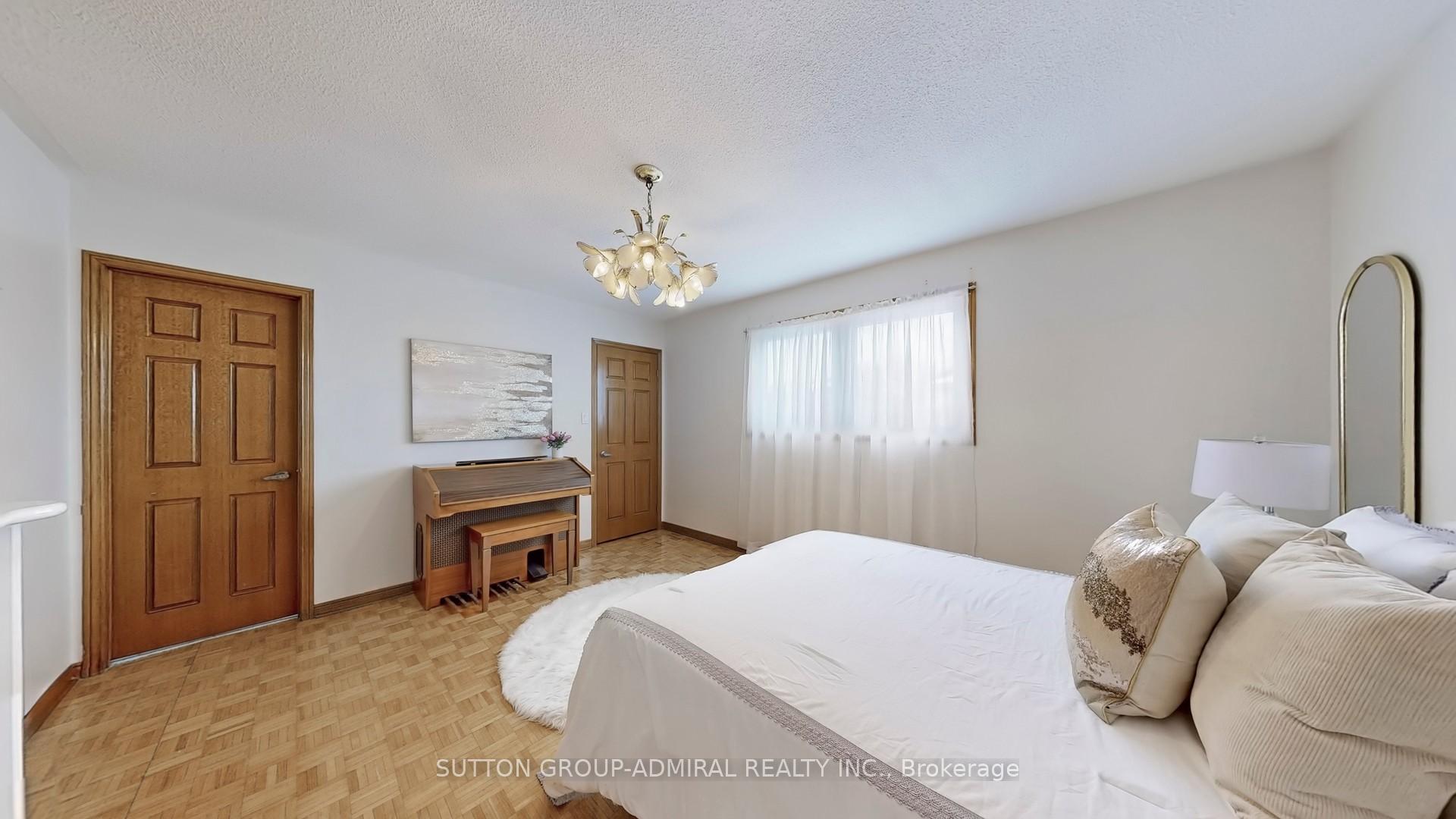 Photo 22 of 190 Nestor Crescent, Vaughan, East Woodbridge — HOMEH