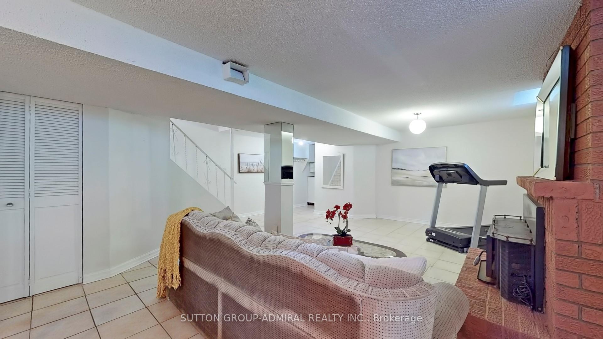 Photo 29 of 190 Nestor Crescent, Vaughan, East Woodbridge — HOMEH