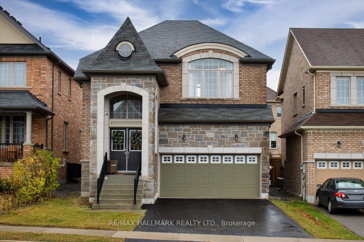 Photo 1 of 816 Elvidge Trail, Newmarket, Woodland Hill — HOMEH