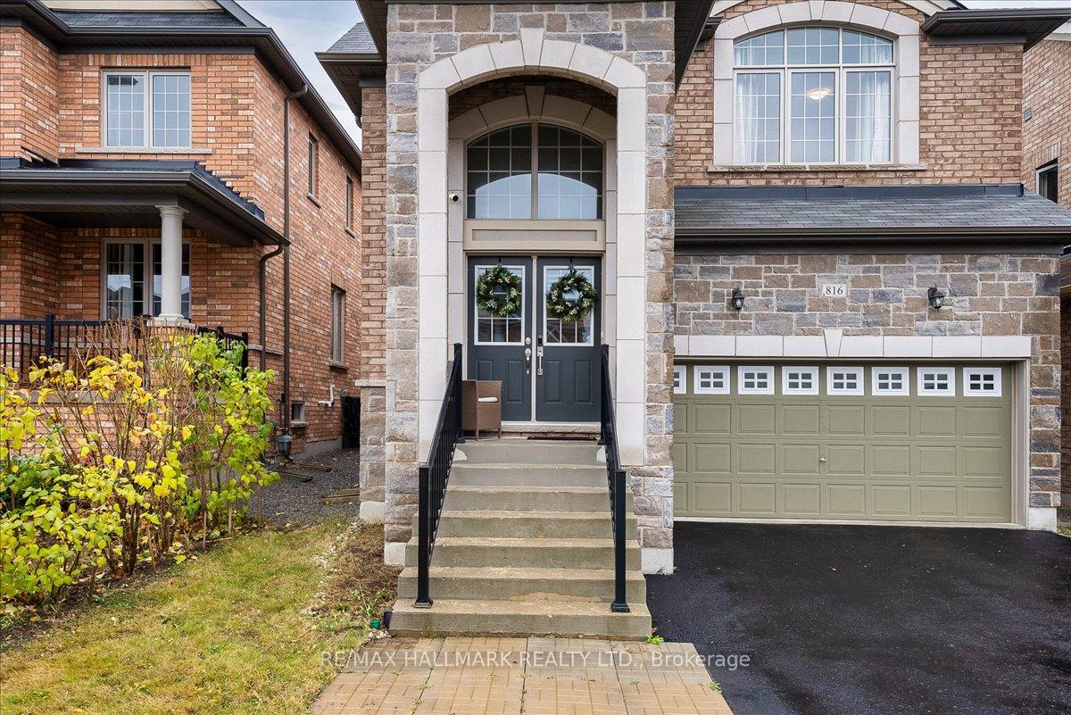 Photo 34 of 816 Elvidge Trail, Newmarket, Woodland Hill — HOMEH