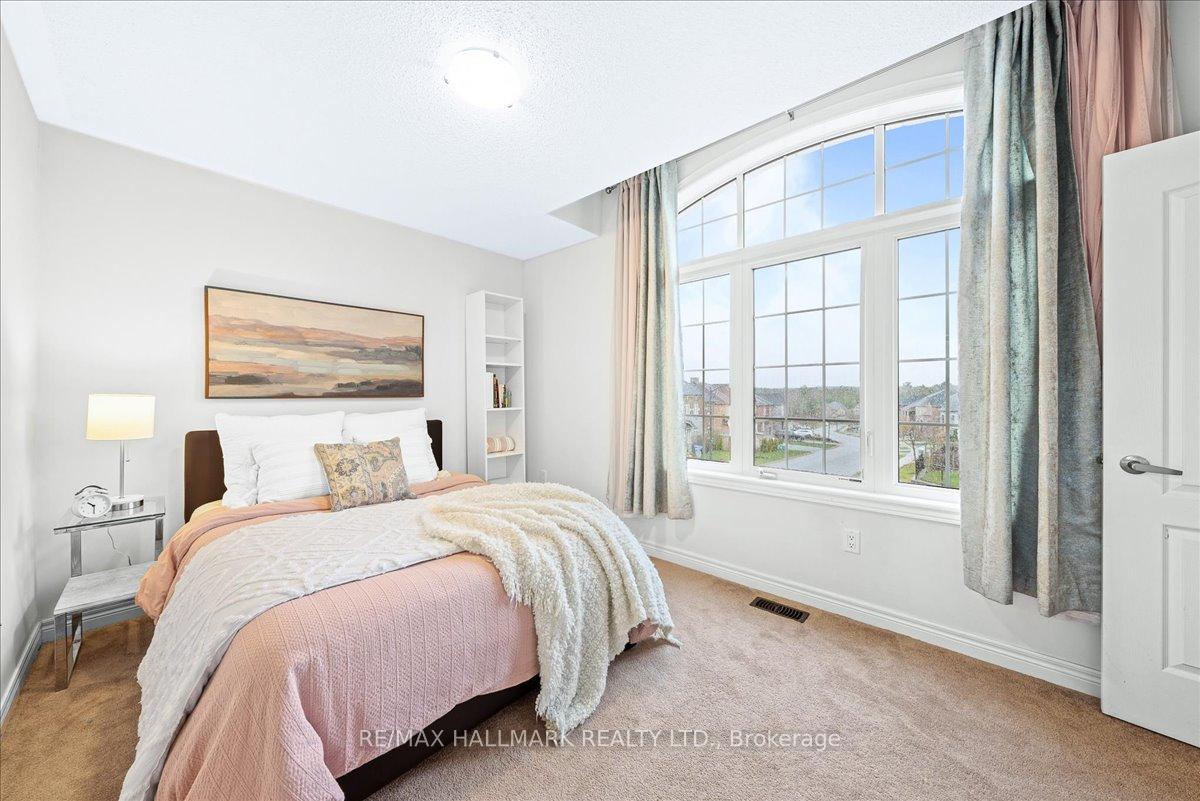 Photo 37 of 816 Elvidge Trail, Newmarket, Woodland Hill — HOMEH