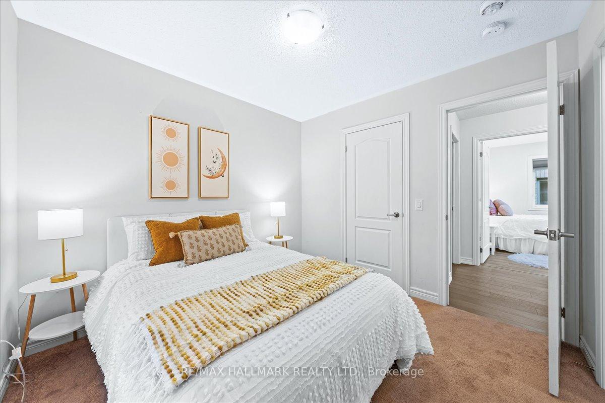 Photo 27 of 816 Elvidge Trail, Newmarket, Woodland Hill — HOMEH