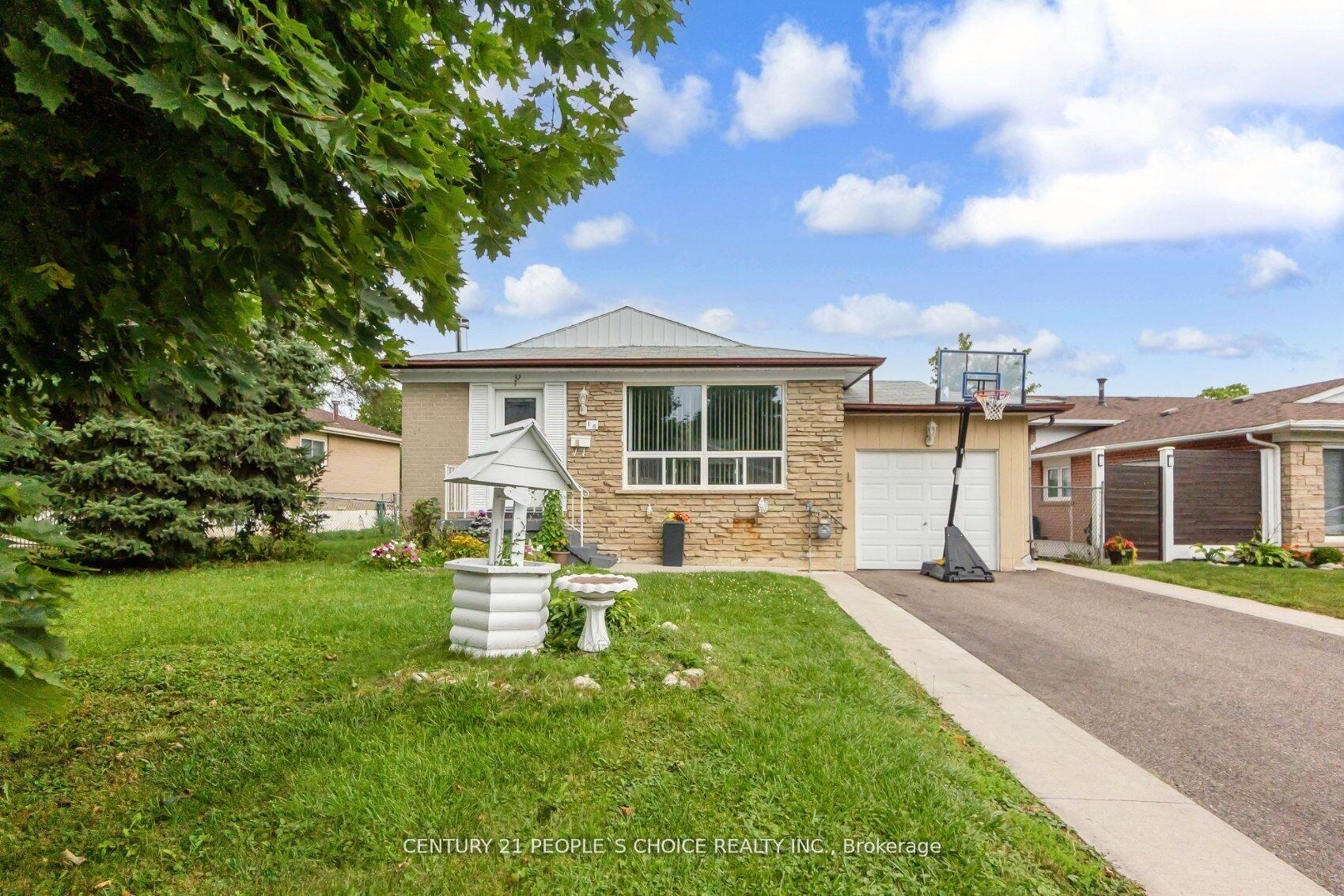 Front of 18 Northwood Drive