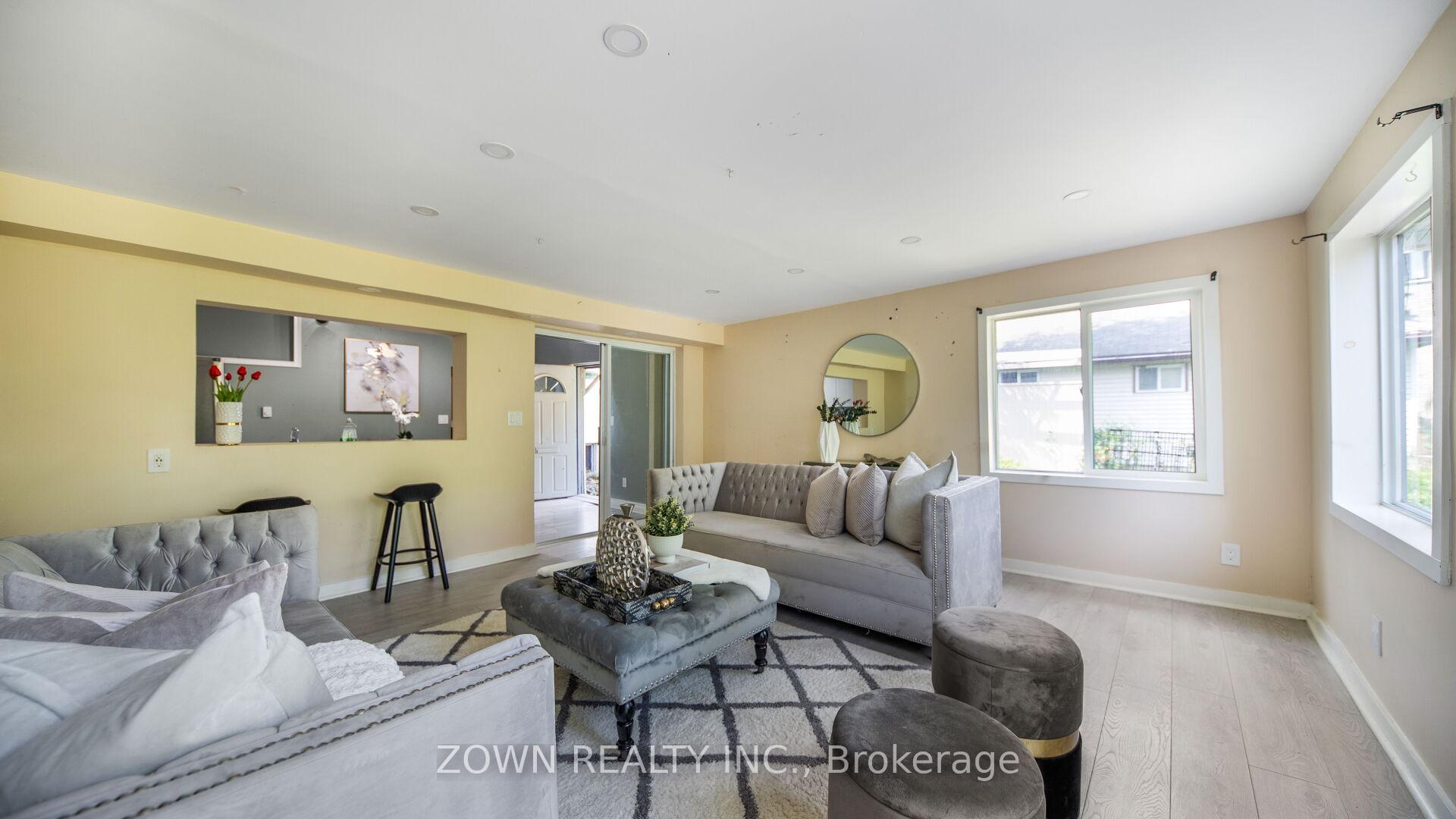 Photo 6 of 533 Park Crescent, Pickering, West Shore — HOMEH
