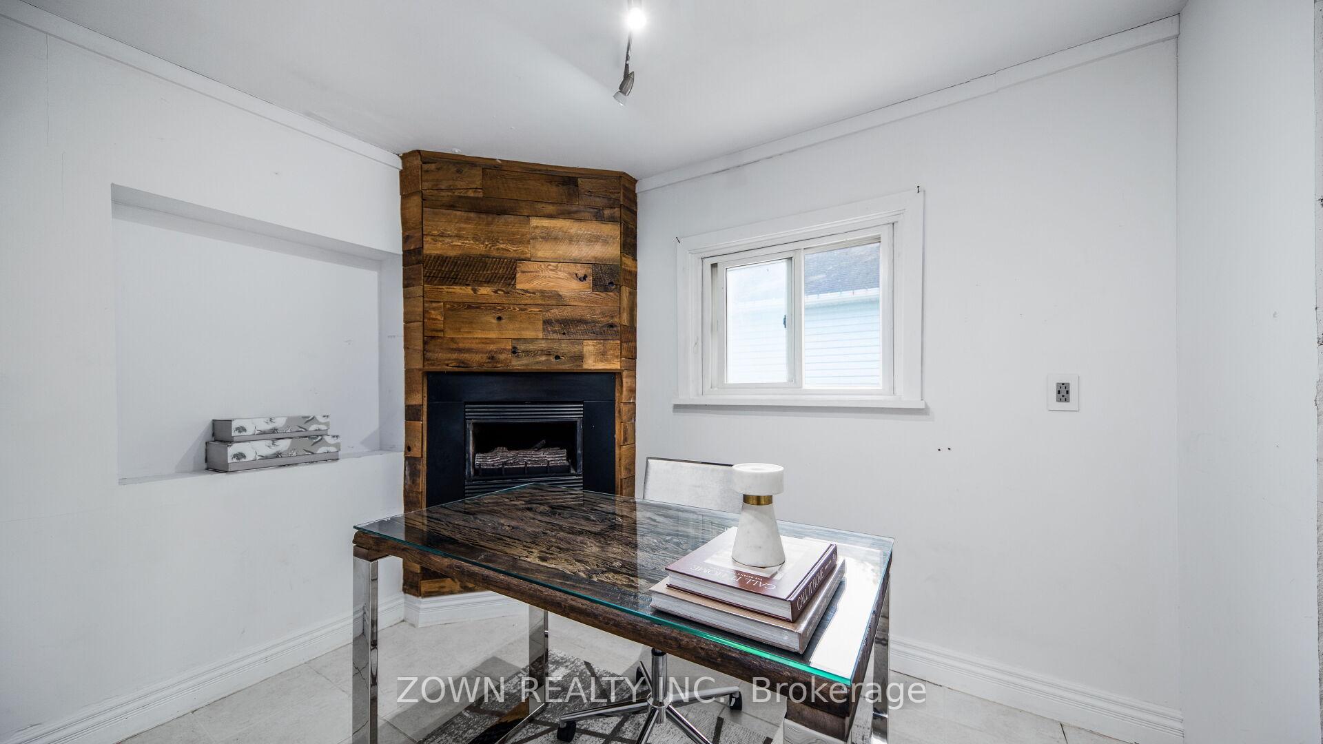 Photo 7 of 533 Park Crescent, Pickering, West Shore — HOMEH