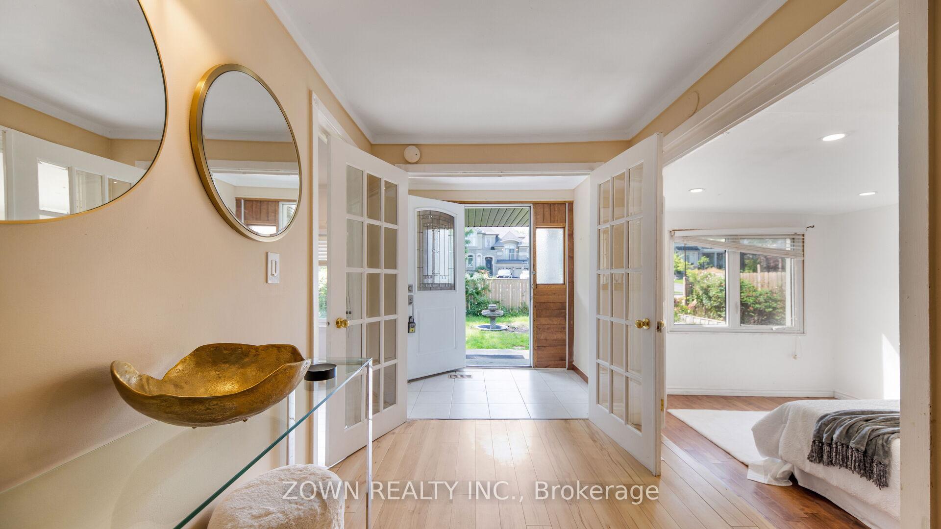 Photo 15 of 533 Park Crescent, Pickering, West Shore — HOMEH