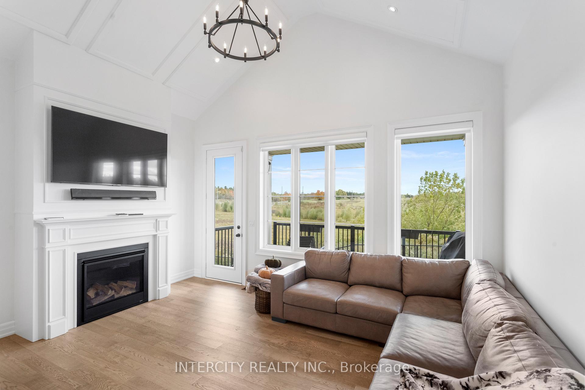 Photo 12 of 579 Kleinburg Summit Way, Vaughan, Kleinburg — HOMEH