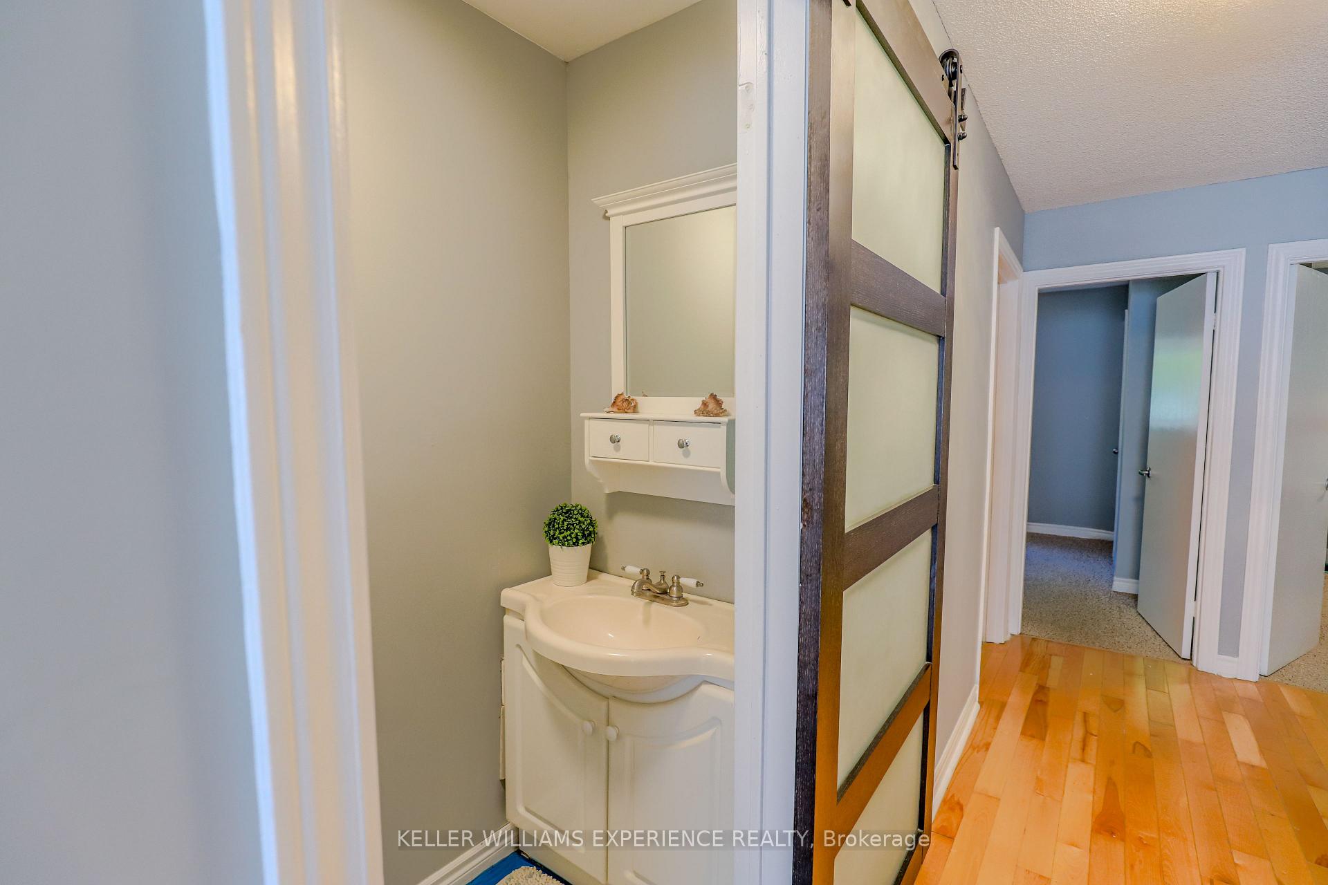 Photo 9 of 53 38th Street N, Wasaga Beach — HOMEH