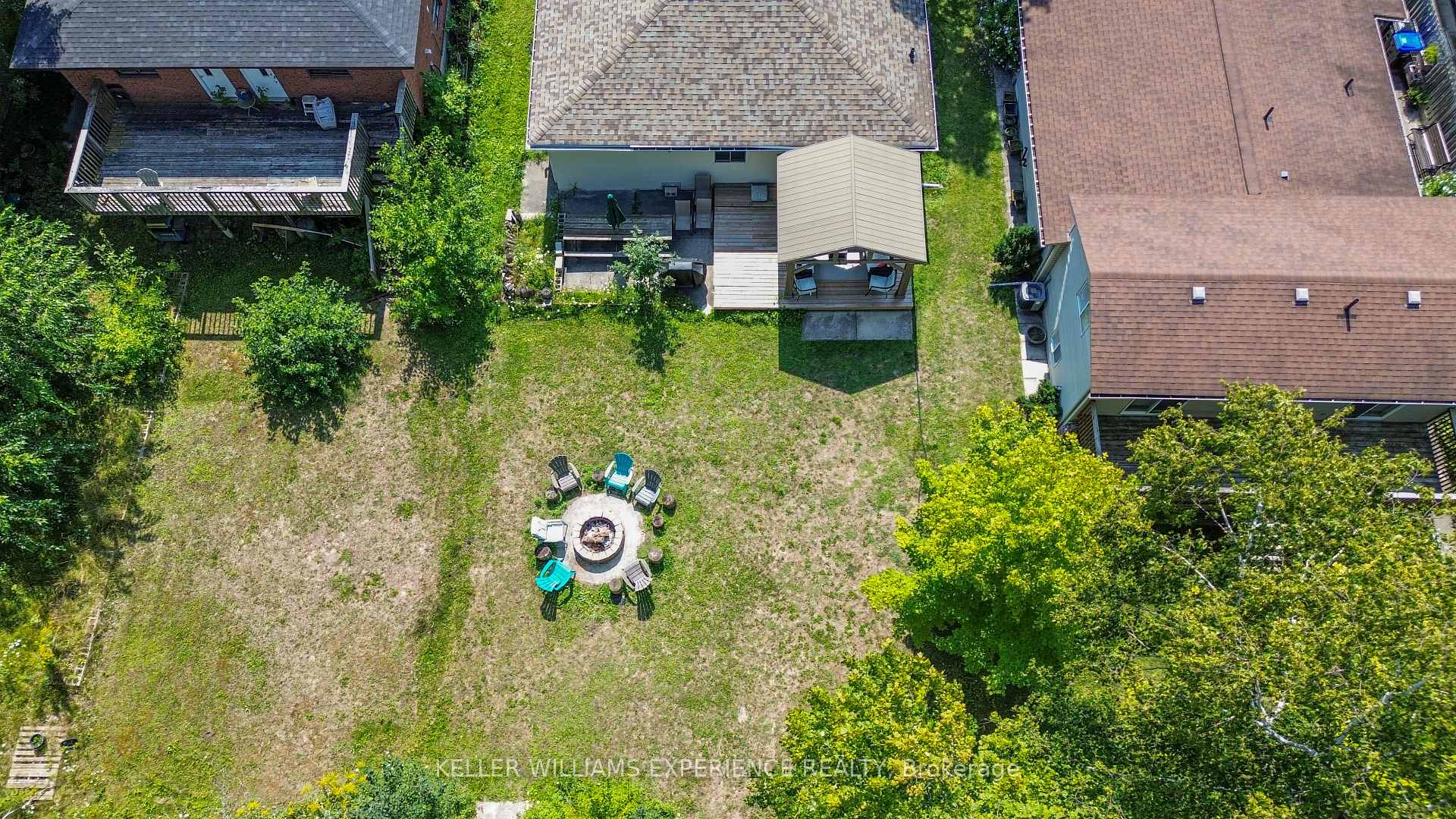 Photo 18 of 53 38th Street N, Wasaga Beach — HOMEH