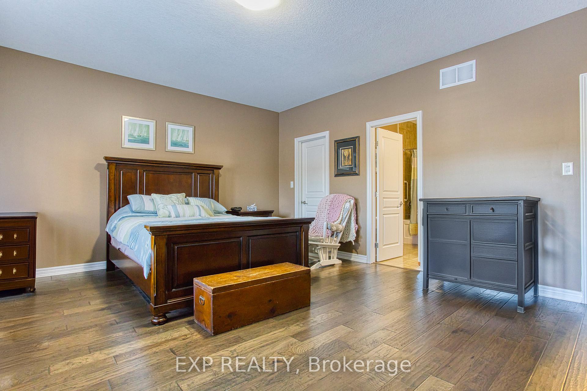 Photo 32 of 131 Escarpment Drive, Hamilton, Stoney Creek Industrial — HOMEH