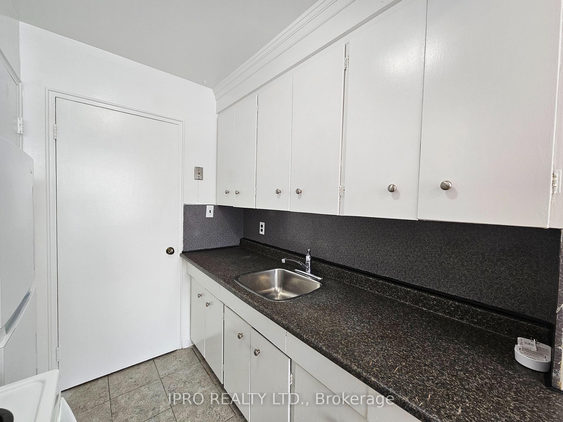 Photo 14 of Unit 302, 20 Cosburn Avenue, Toronto, Danforth Village-East York — HOMEH