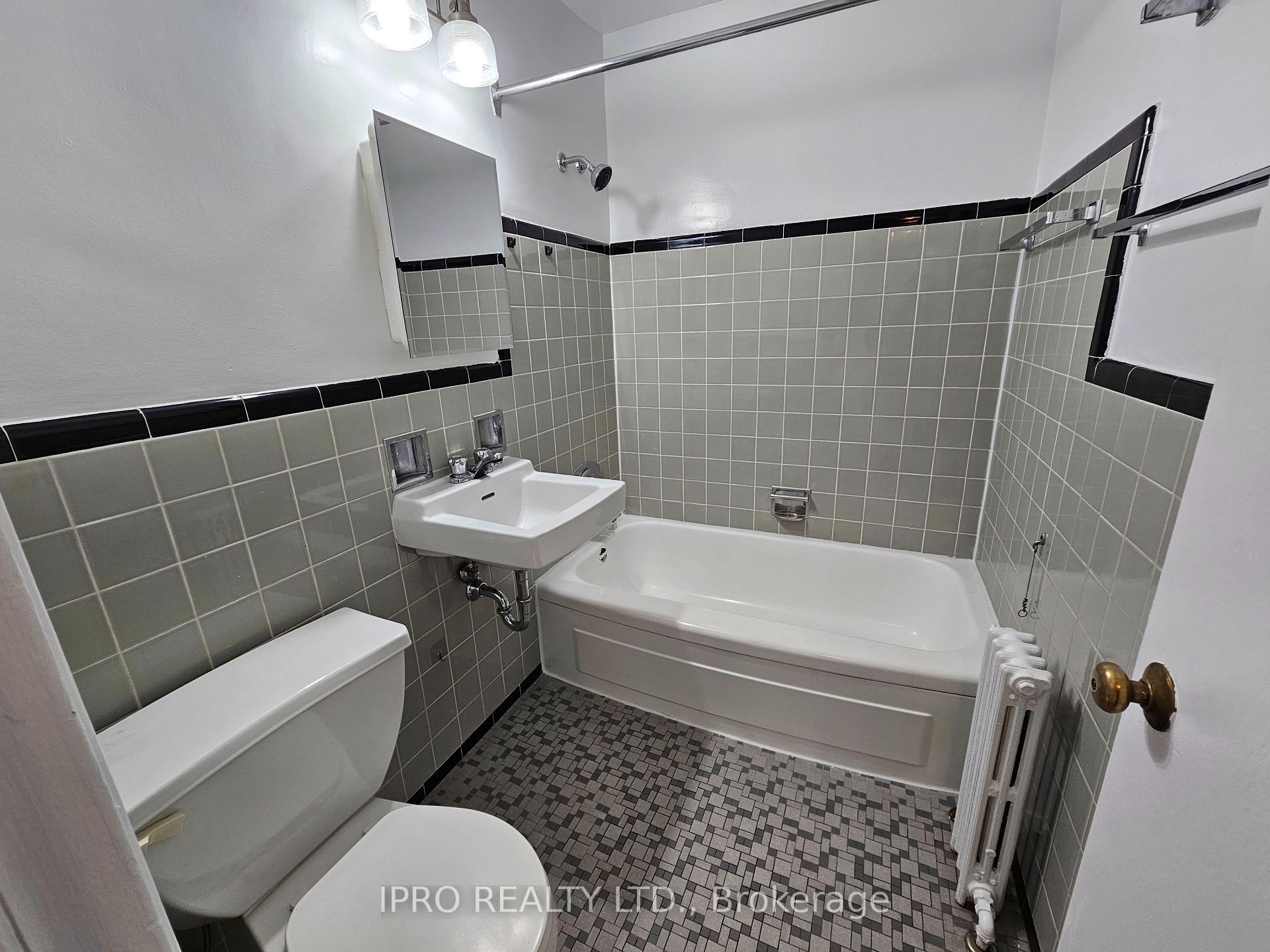 Photo 31 of Unit 302, 20 Cosburn Avenue, Toronto, Danforth Village-East York — HOMEH