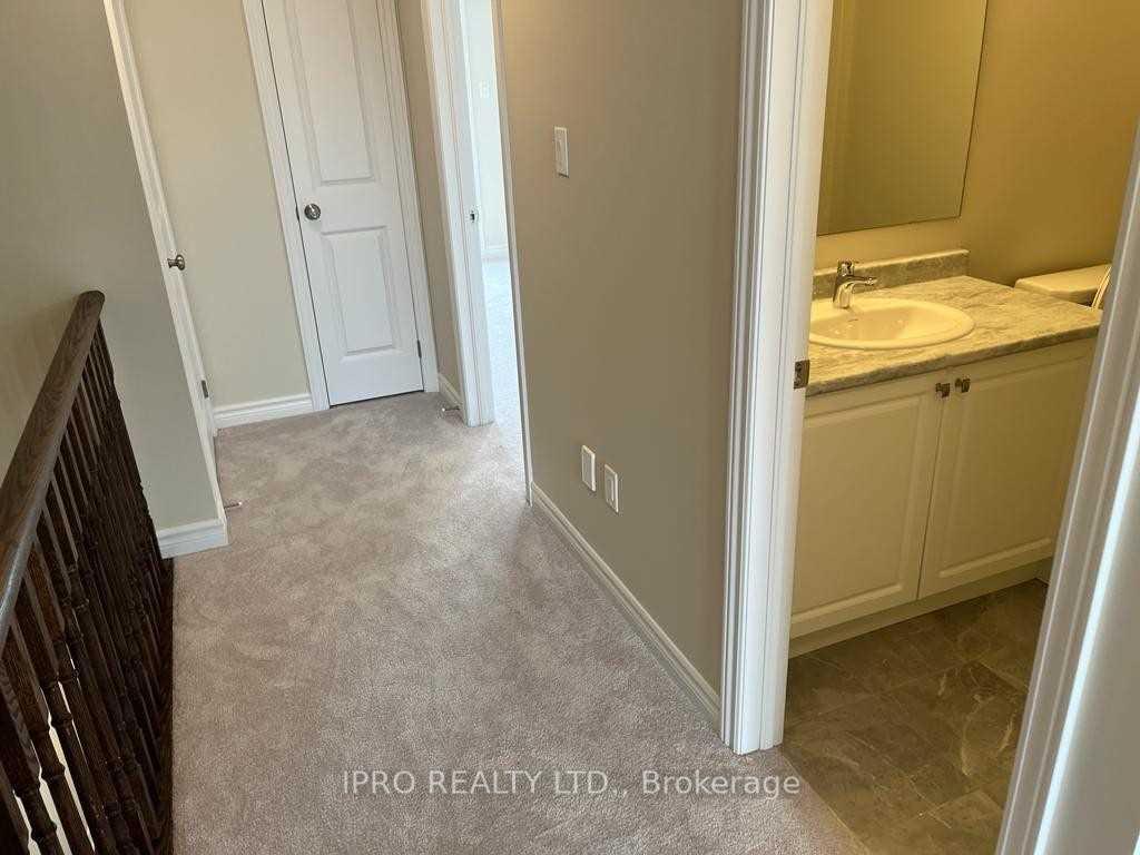 Photo 12 of 51 Douet Lane, Ajax, South East — HOMEH
