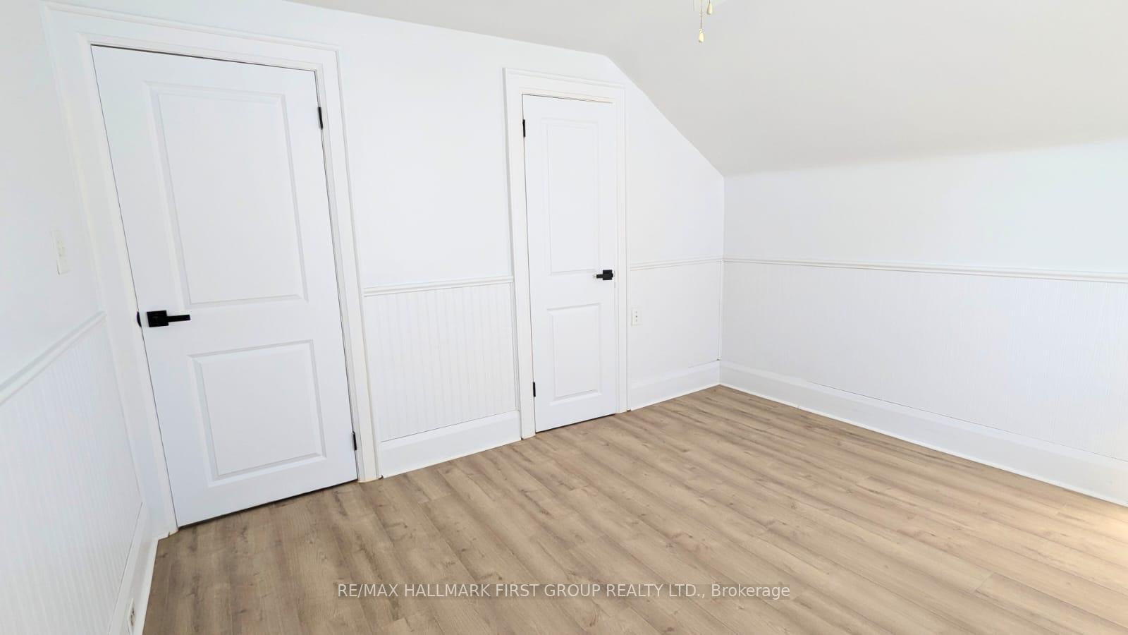 Photo 9 of Unit Upper Level, 330 Adelaide Avenue E, Oshawa, O'Neill — HOMEH