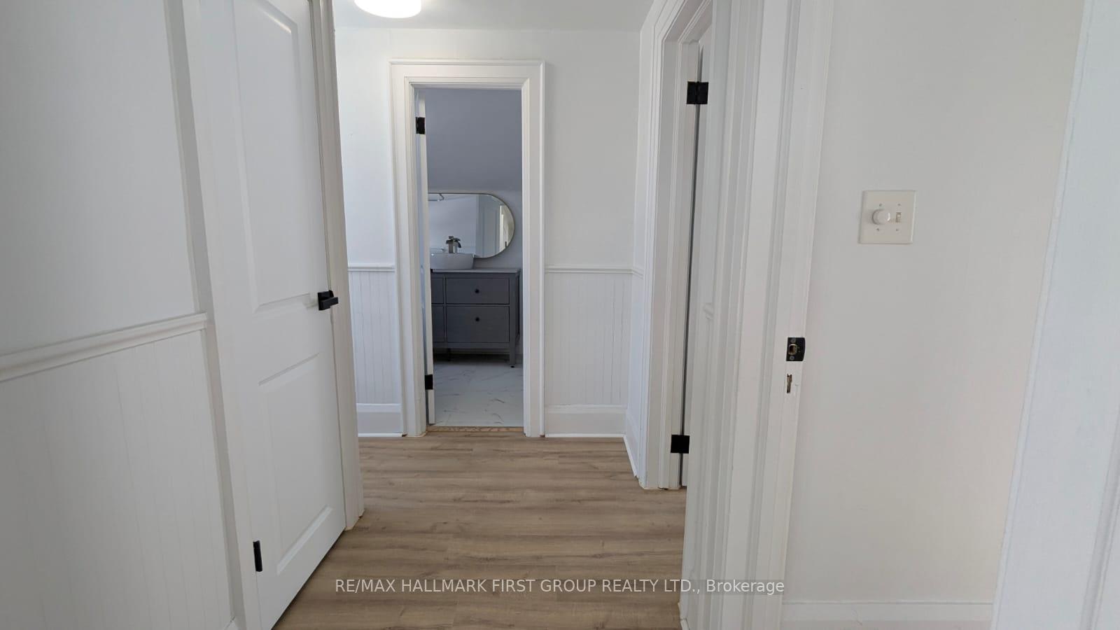 Photo 10 of Unit Upper Level, 330 Adelaide Avenue E, Oshawa, O'Neill — HOMEH