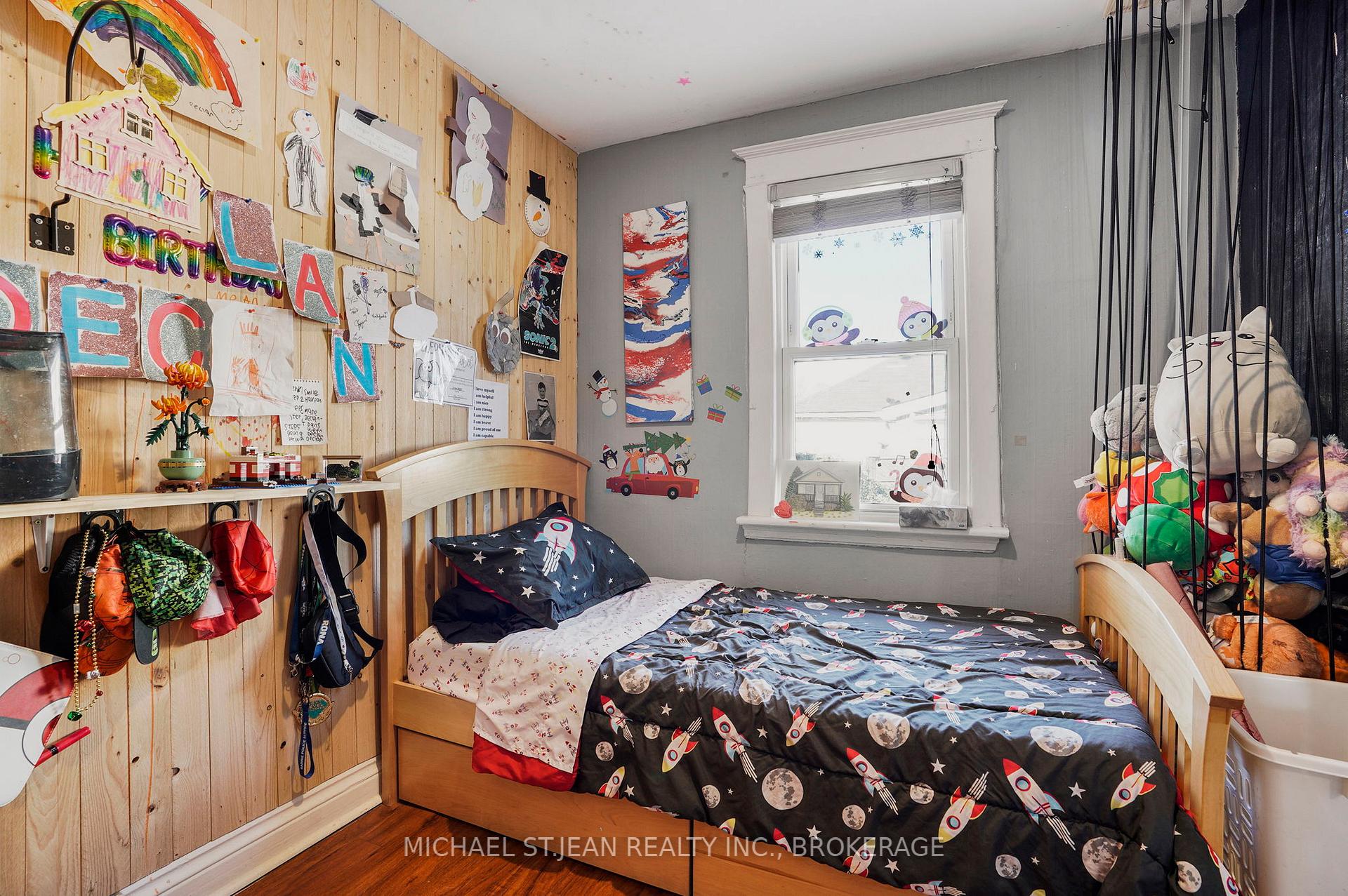 Photo 13 of 177 Mcanulty Boulevard, Hamilton, Crown Point — HOMEH