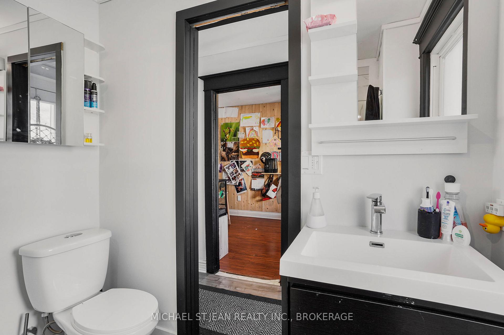 Photo 22 of 177 Mcanulty Boulevard, Hamilton, Crown Point — HOMEH