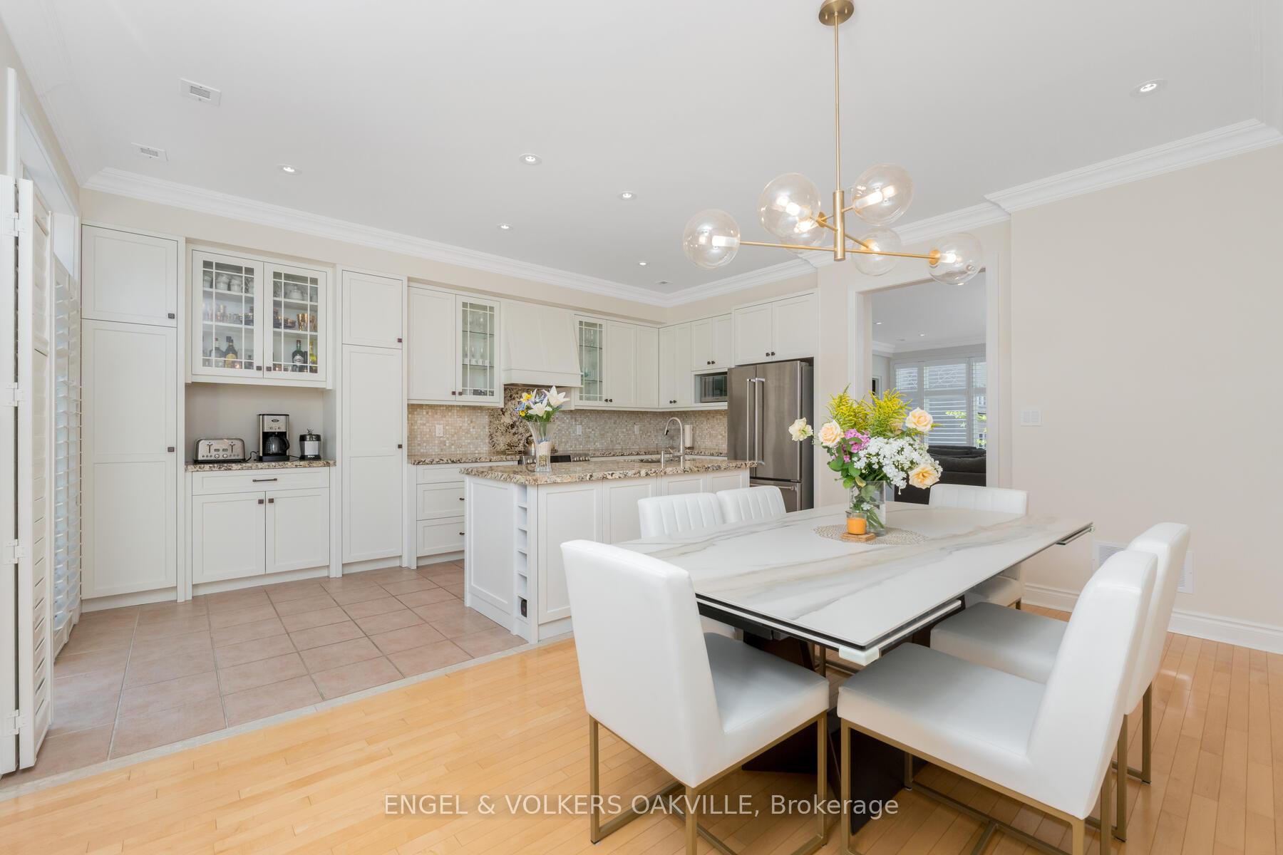 Photo 13 of 49 Yachters Lane, Etobicoke, Mimico — HOMEH