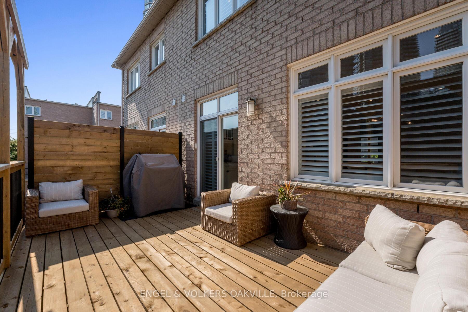 Photo 28 of 49 Yachters Lane, Etobicoke, Mimico — HOMEH