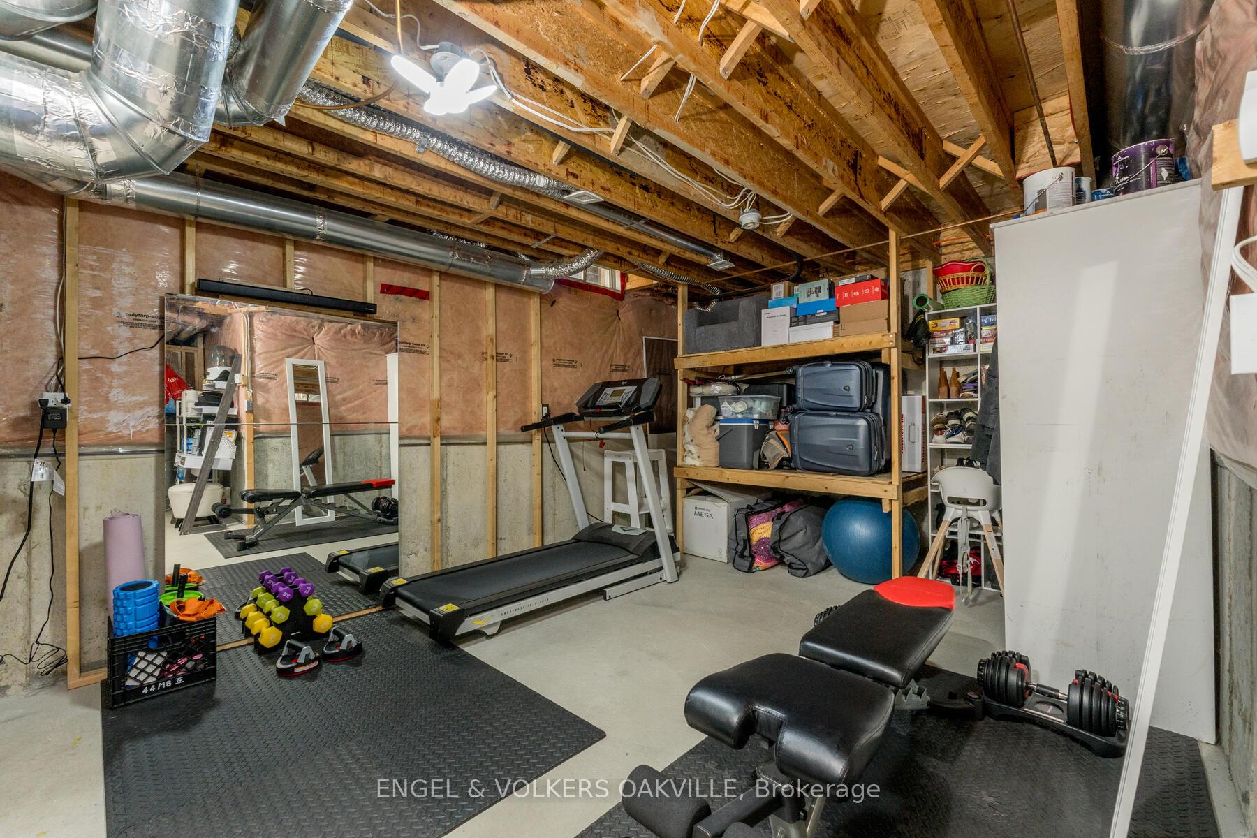 Photo 31 of 49 Yachters Lane, Etobicoke, Mimico — HOMEH