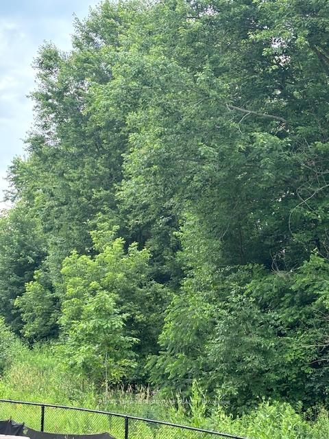 Photo 2 of 18 Gardners Lane, Markham, Rural Markham — HOMEH