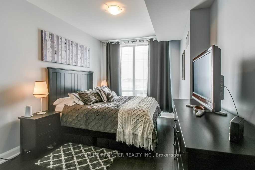 Photo 8 of Unit 408, 2910 Highway 7 W, Vaughan, Concord — HOMEH