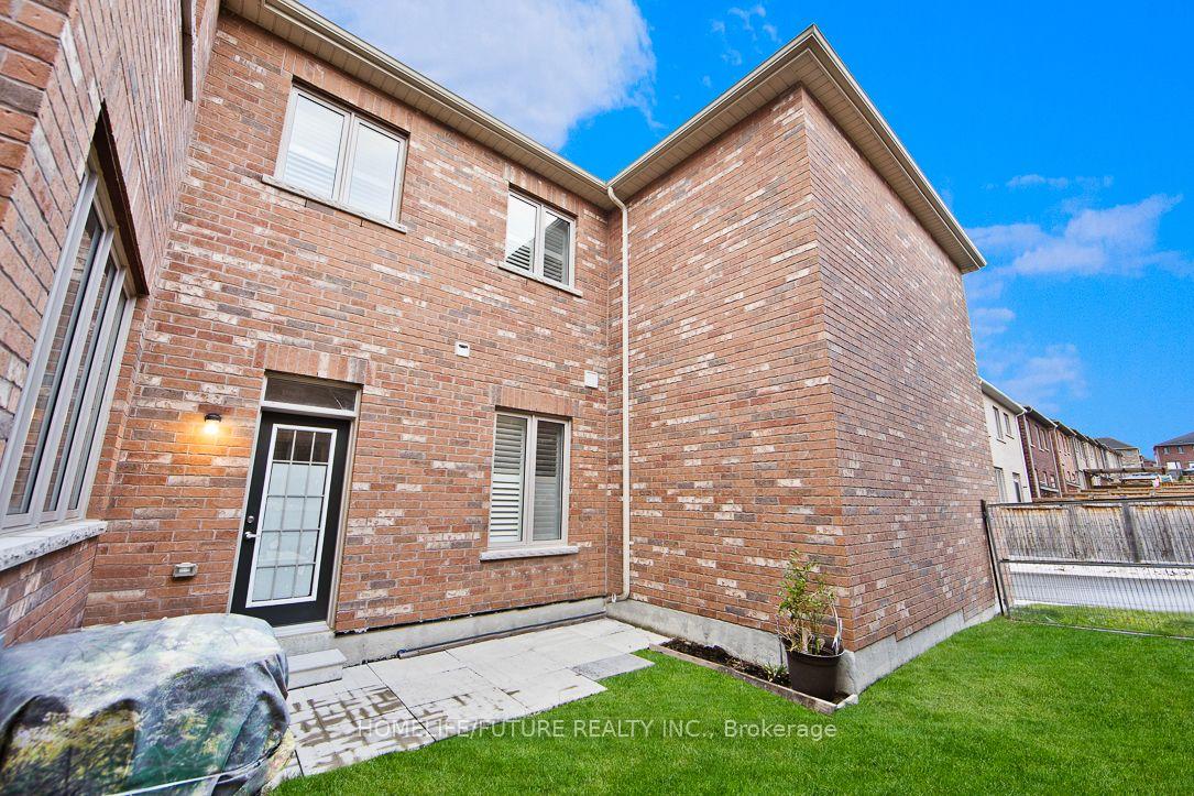 Photo 18 of 1181 Caliper Lane, Pickering, Rural Pickering — HOMEH