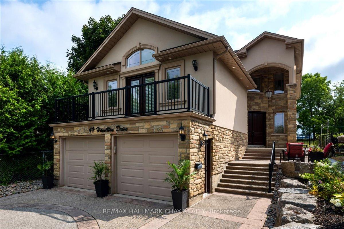 Photo 26 of 49 Hamilton Drive, Newmarket, Huron Heights-Leslie Valley — HOMEH