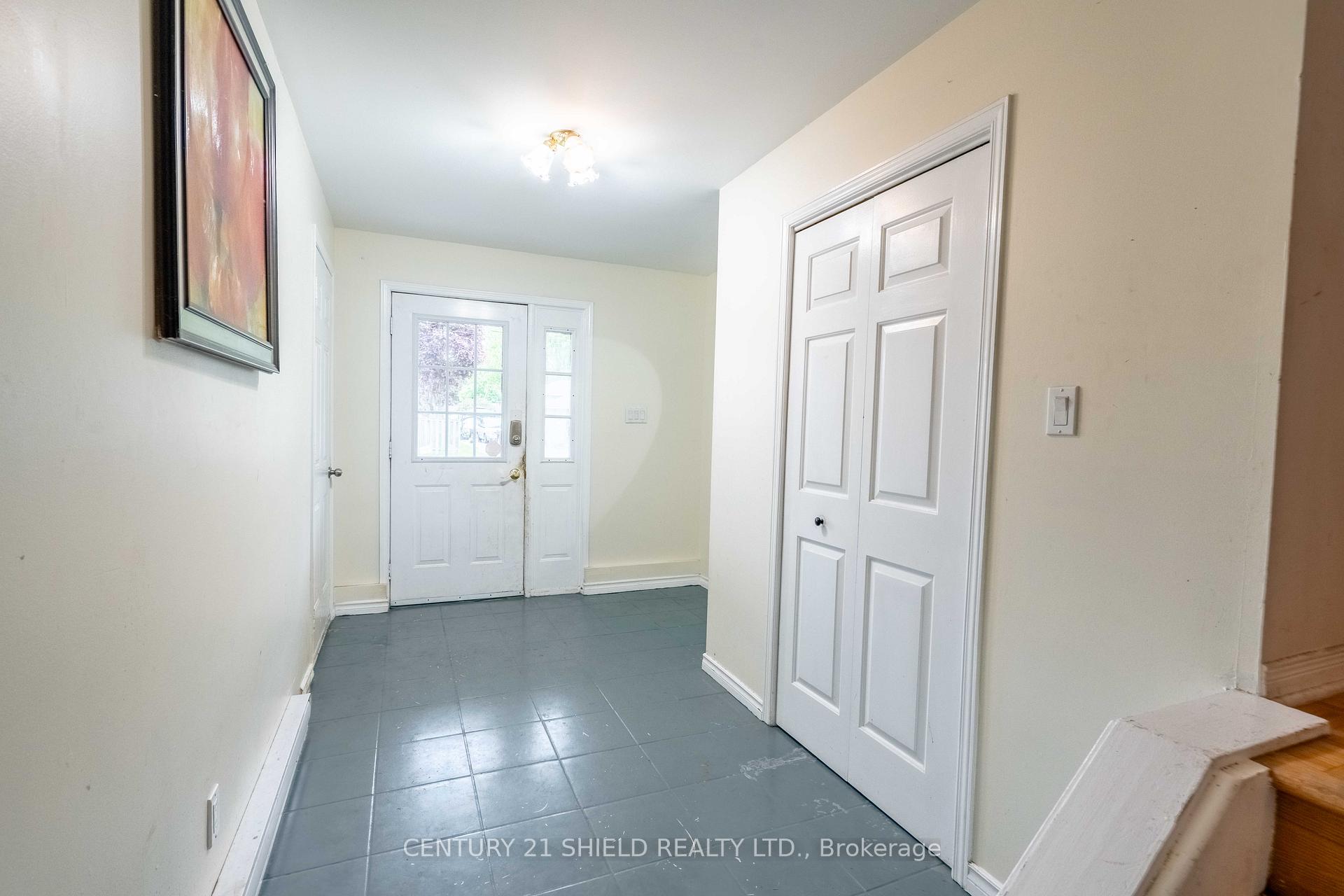 Photo 3 of 1707 Donald Avenue, Cornwall — HOMEH