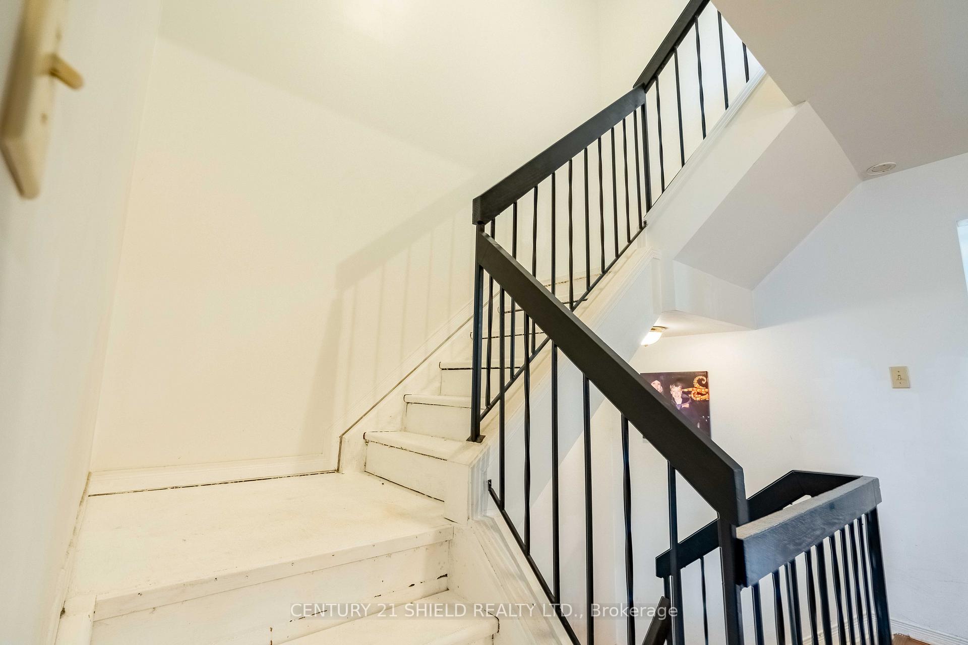 Photo 12 of 1707 Donald Avenue, Cornwall — HOMEH