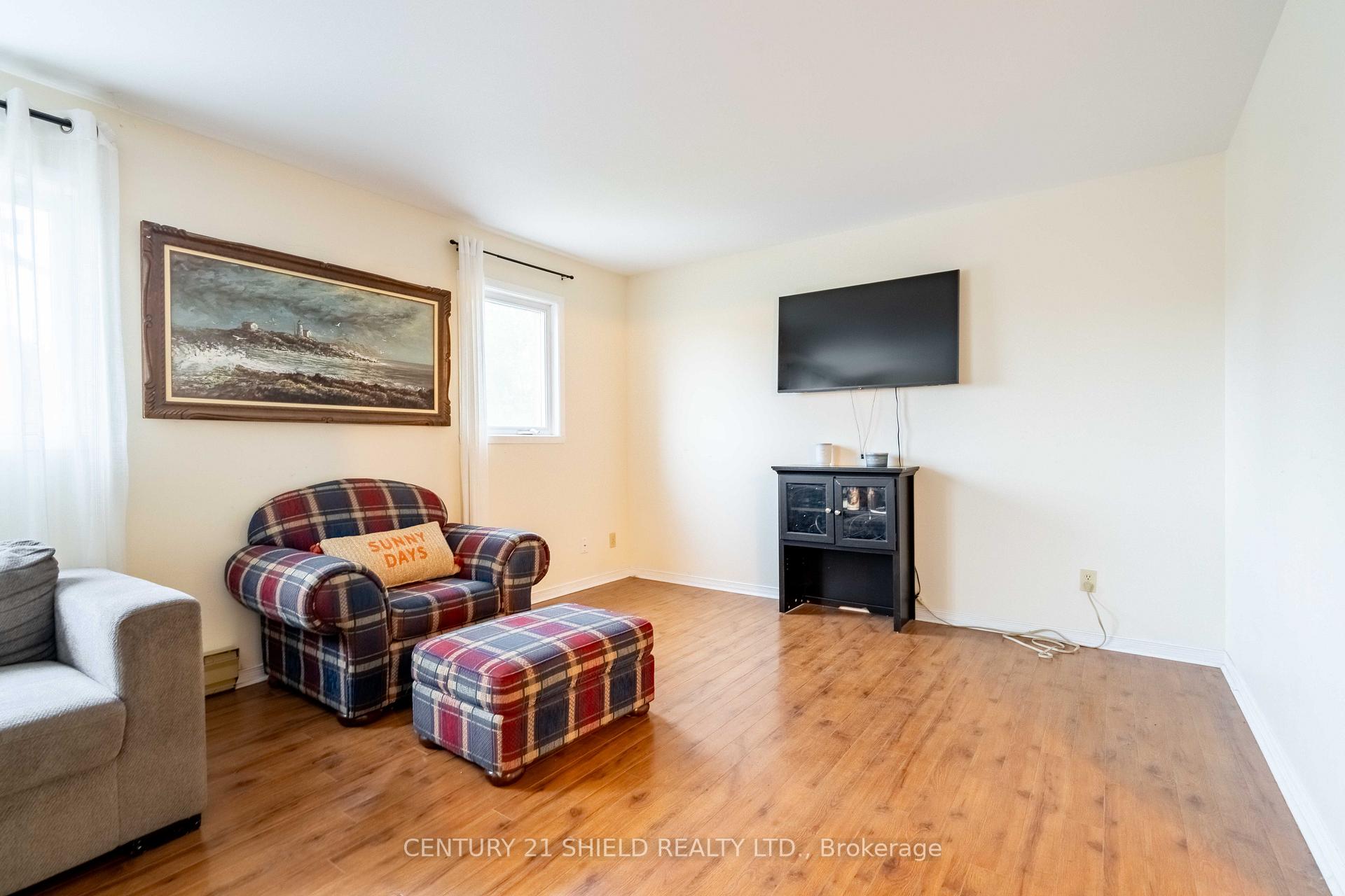 Photo 19 of 1707 Donald Avenue, Cornwall — HOMEH