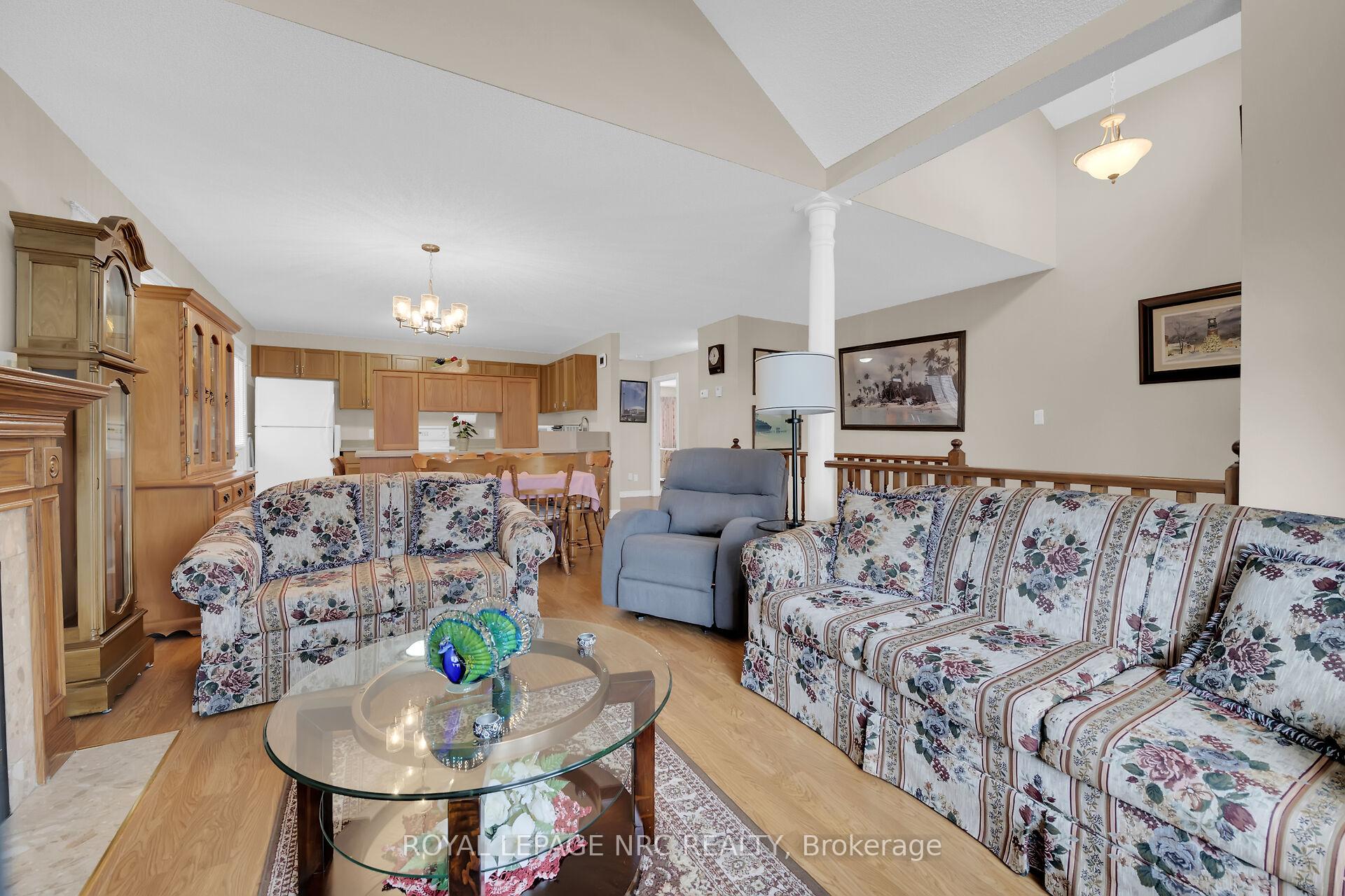 Photo 11 of 5 Macturnbull Drive, St. Catharines, Rykert/Vansickle — HOMEH