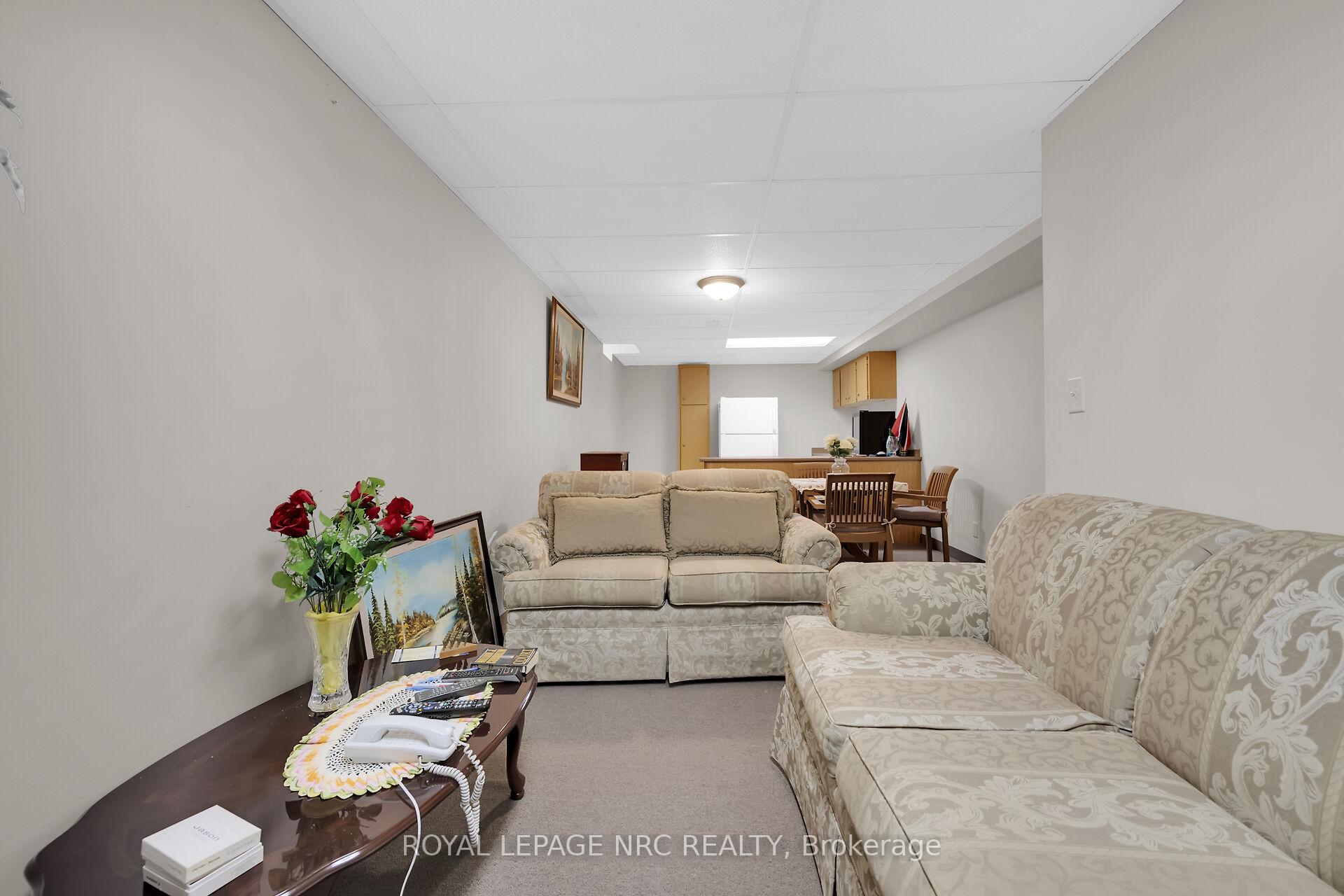 Photo 25 of 5 Macturnbull Drive, St. Catharines, Rykert/Vansickle — HOMEH