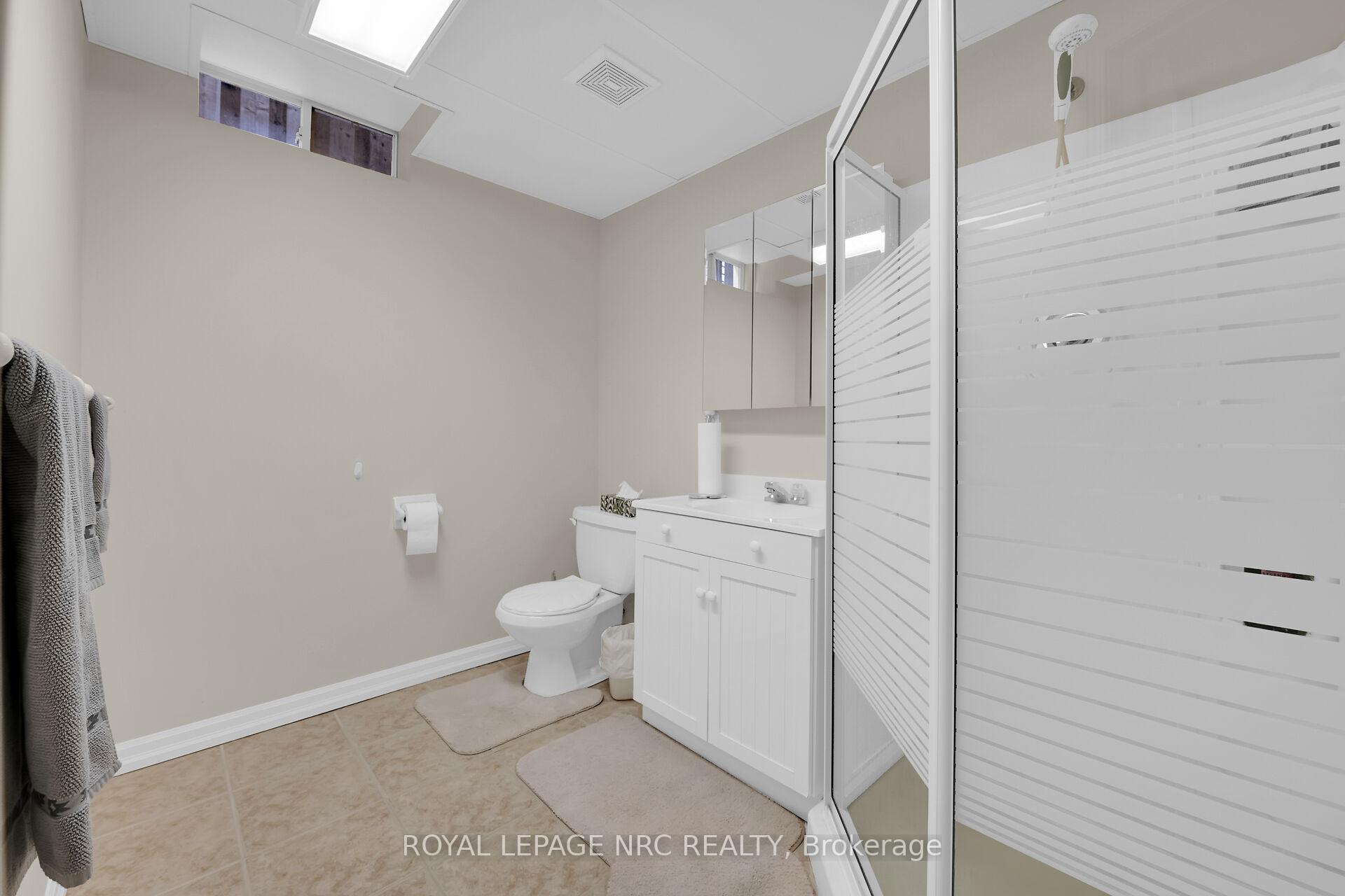 Photo 27 of 5 Macturnbull Drive, St. Catharines, Rykert/Vansickle — HOMEH