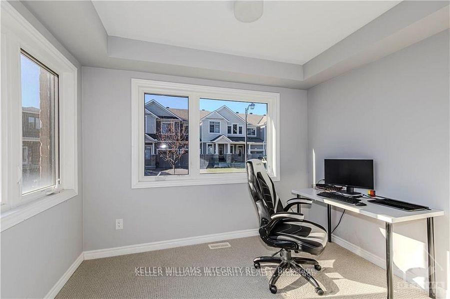 Photo 8 of 247 Atima Circle, Ottawa, Barrhaven - Half Moon Bay — HOMEH