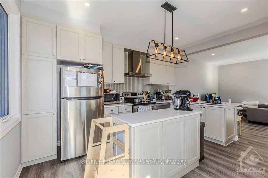 Photo 14 of 247 Atima Circle, Ottawa, Barrhaven - Half Moon Bay — HOMEH