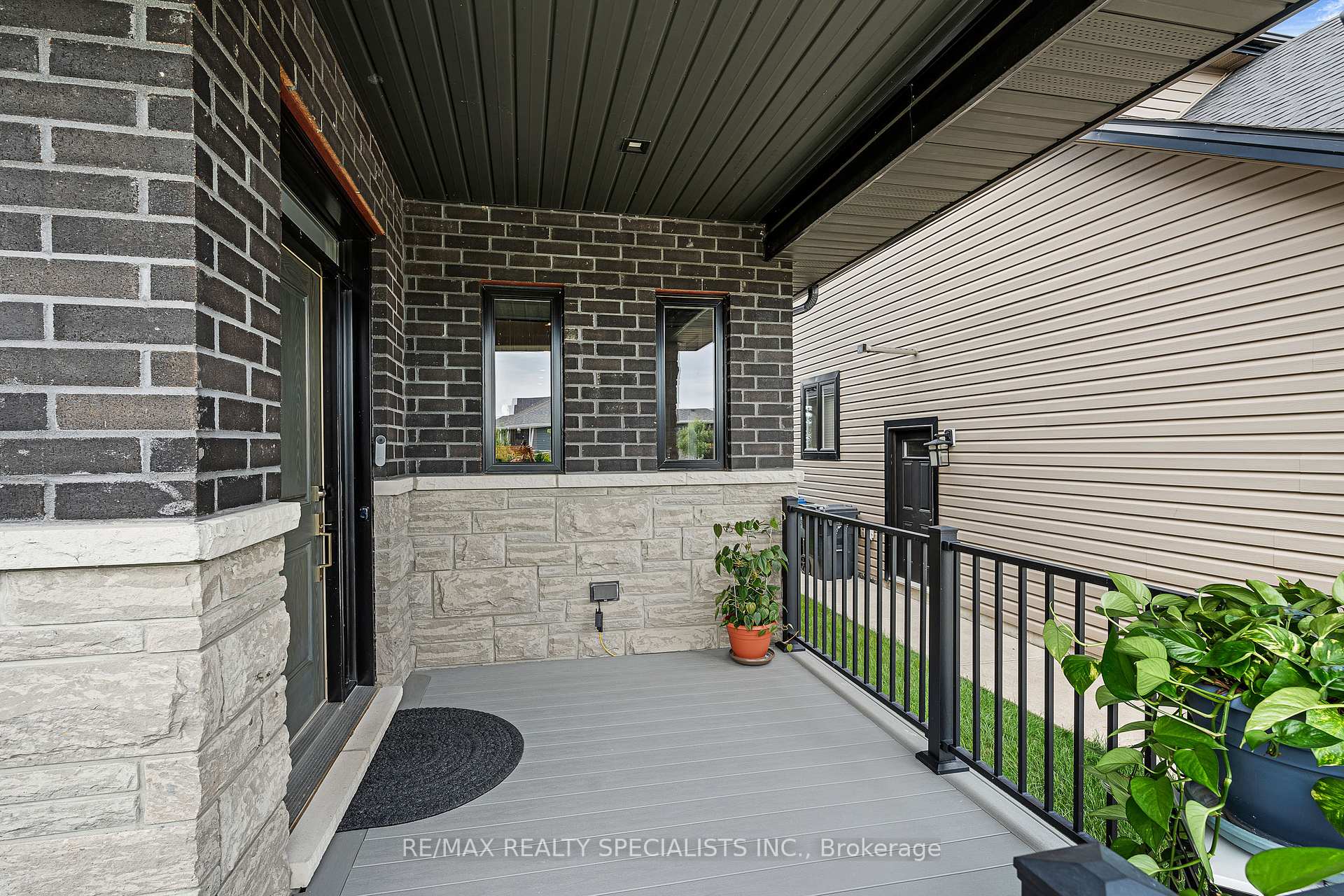 Photo 6 of 248 Summer Street, Windsor — HOMEH