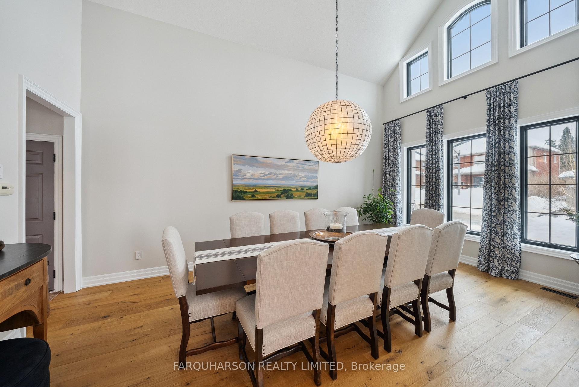 Photo 4 of 73 Button Crescent, Uxbridge — HOMEH