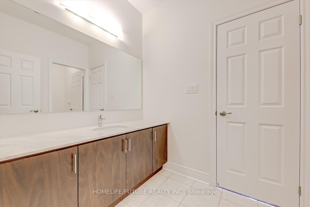Photo 25 of 6 Yarl Drive, Markham, Middlefield — HOMEH