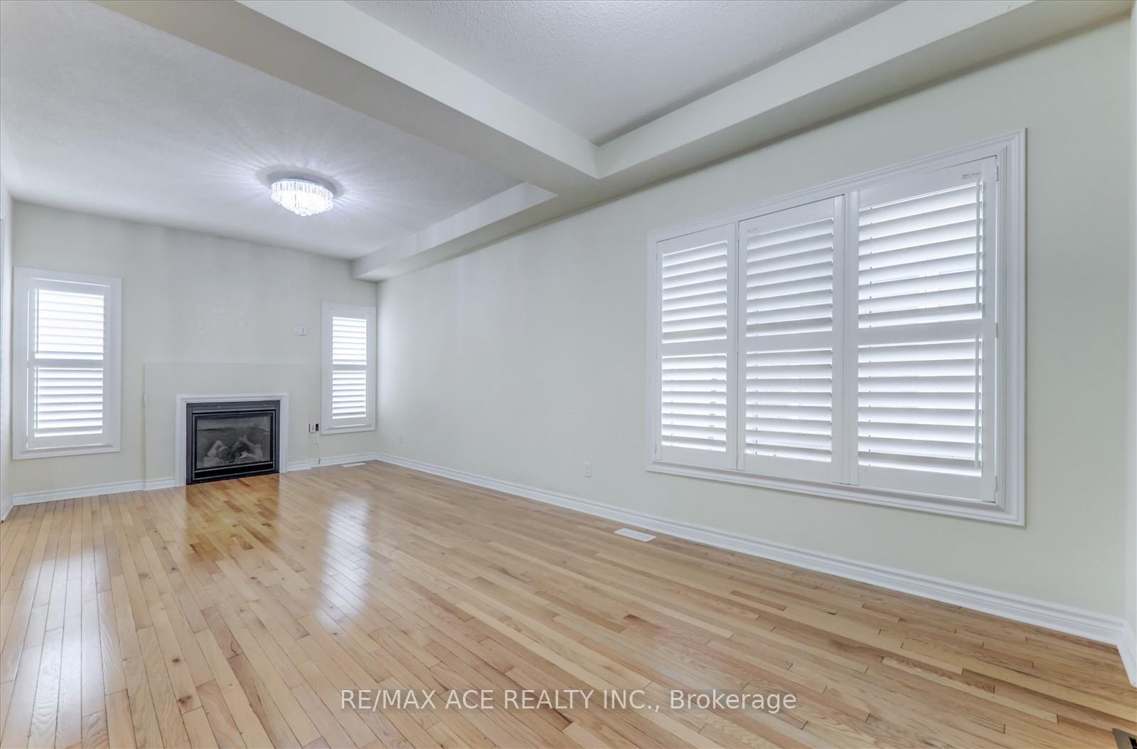 Photo 8 of 1566 Dusty Drive, Pickering, Duffin Heights — HOMEH