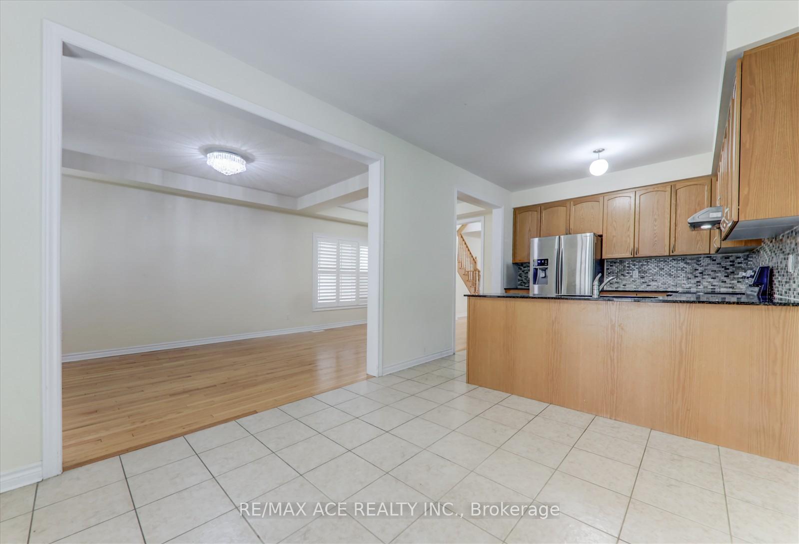 Photo 10 of 1566 Dusty Drive, Pickering, Duffin Heights — HOMEH