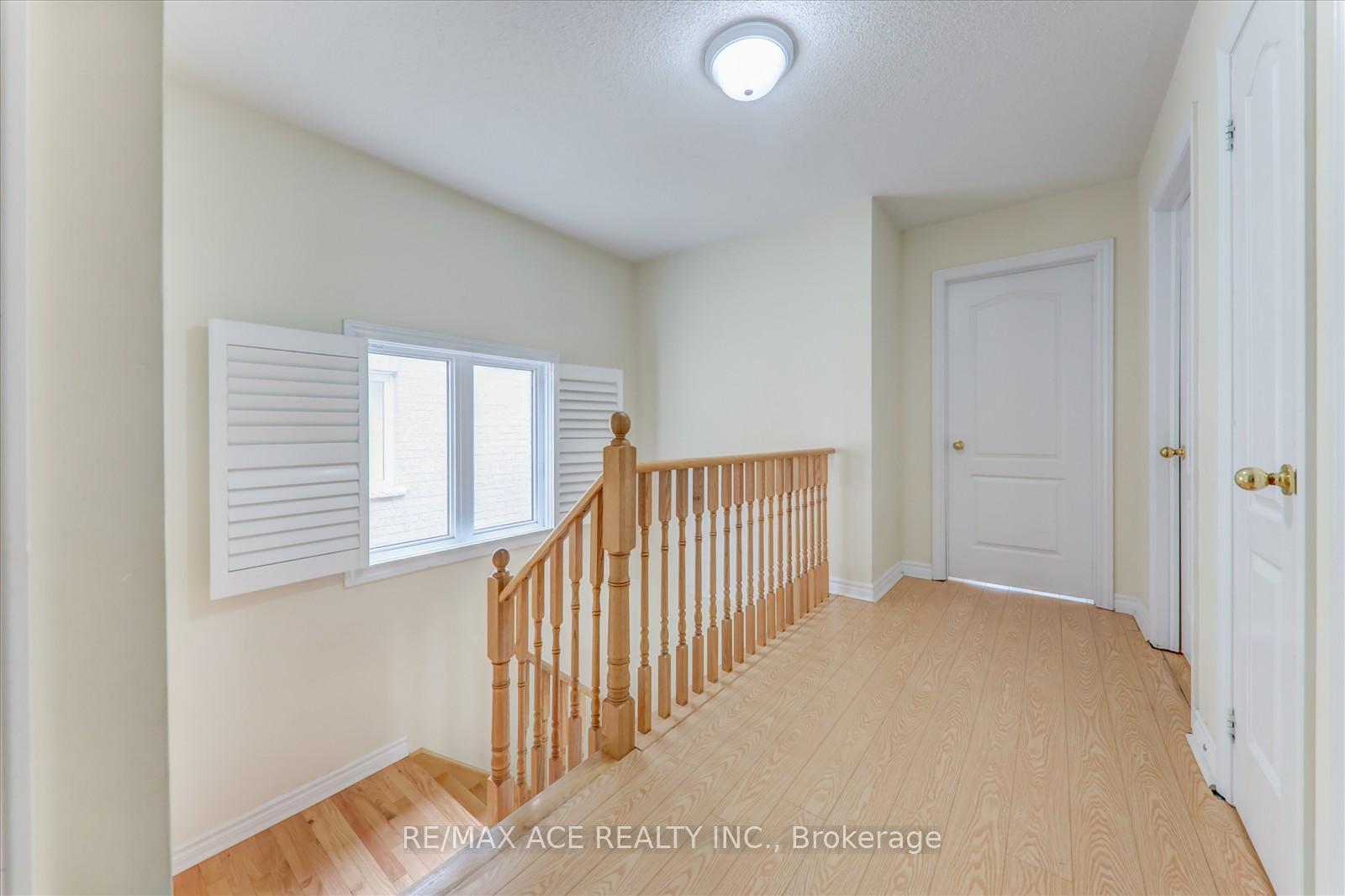 Photo 13 of 1566 Dusty Drive, Pickering, Duffin Heights — HOMEH