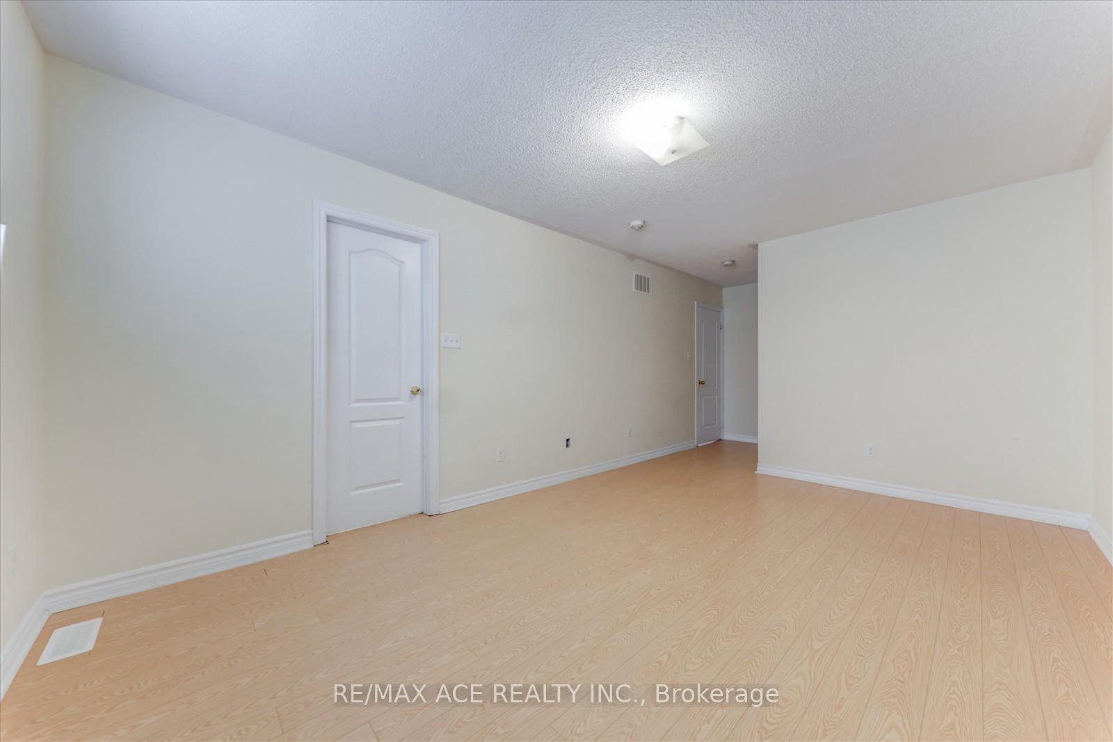 Photo 19 of 1566 Dusty Drive, Pickering, Duffin Heights — HOMEH