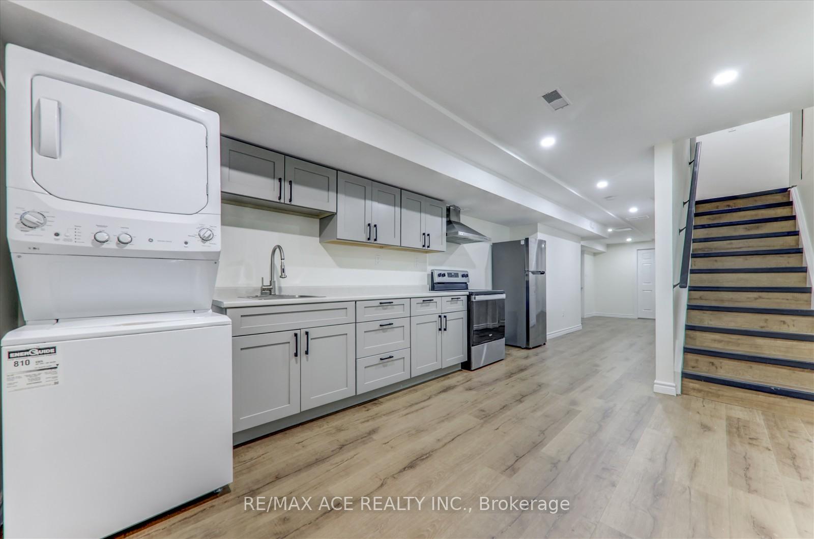 Photo 35 of 1566 Dusty Drive, Pickering, Duffin Heights — HOMEH